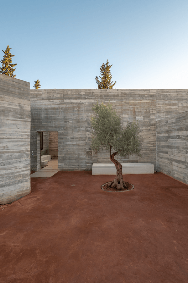 Casa-Kaan-Algarve-Brutalist-Villa-12.png