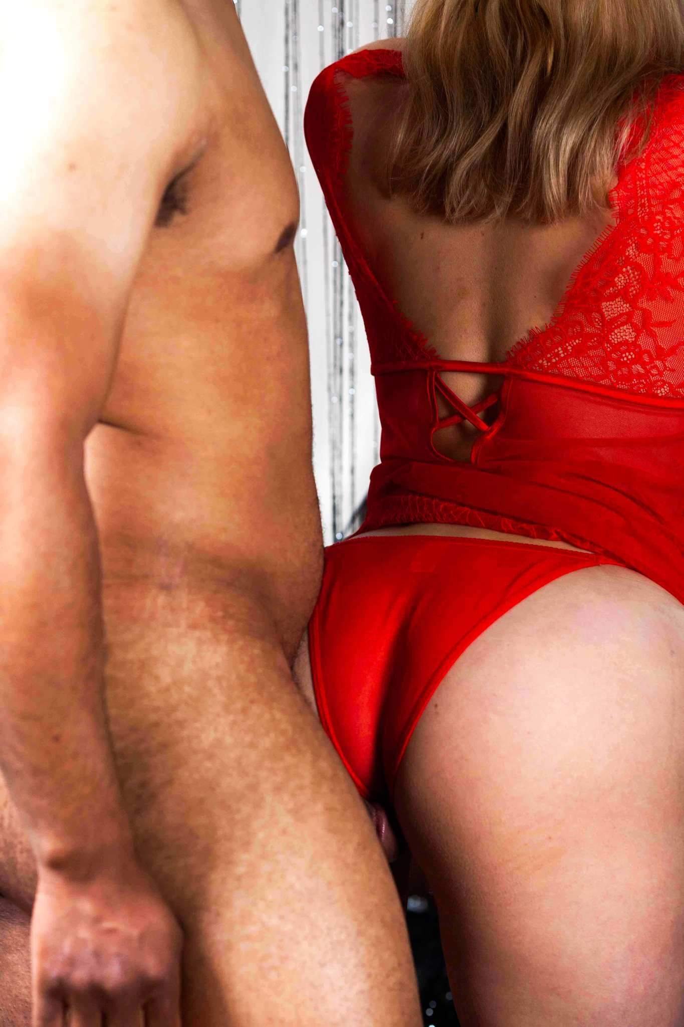 couples erotic boudoir