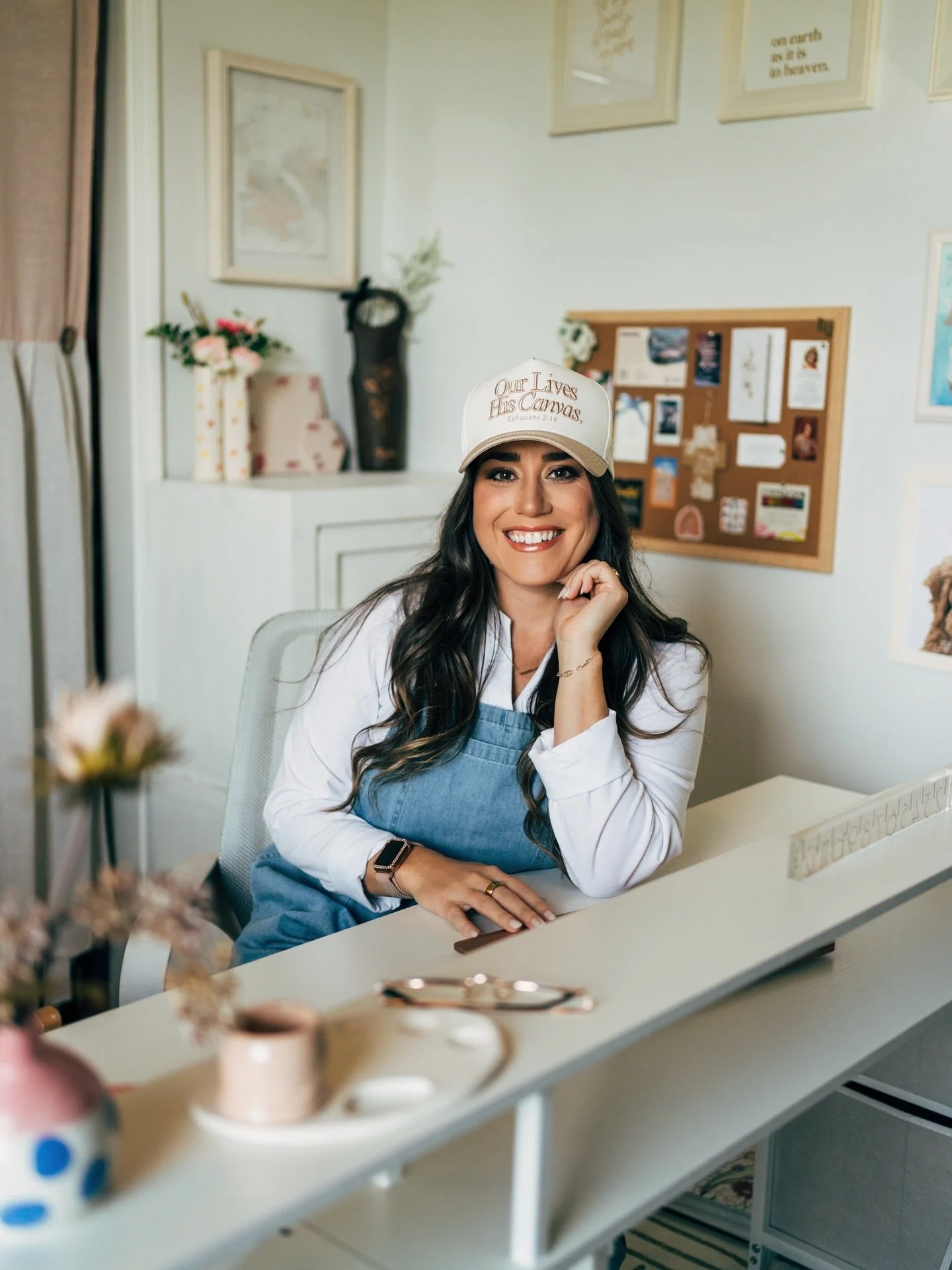 Some lifestyle shots of RP Artistry &amp; and talented human behind it 🎨

//

#sonyalpha #sonyphotographer #lifestylephoto #businessphotographer #commercialphotographer