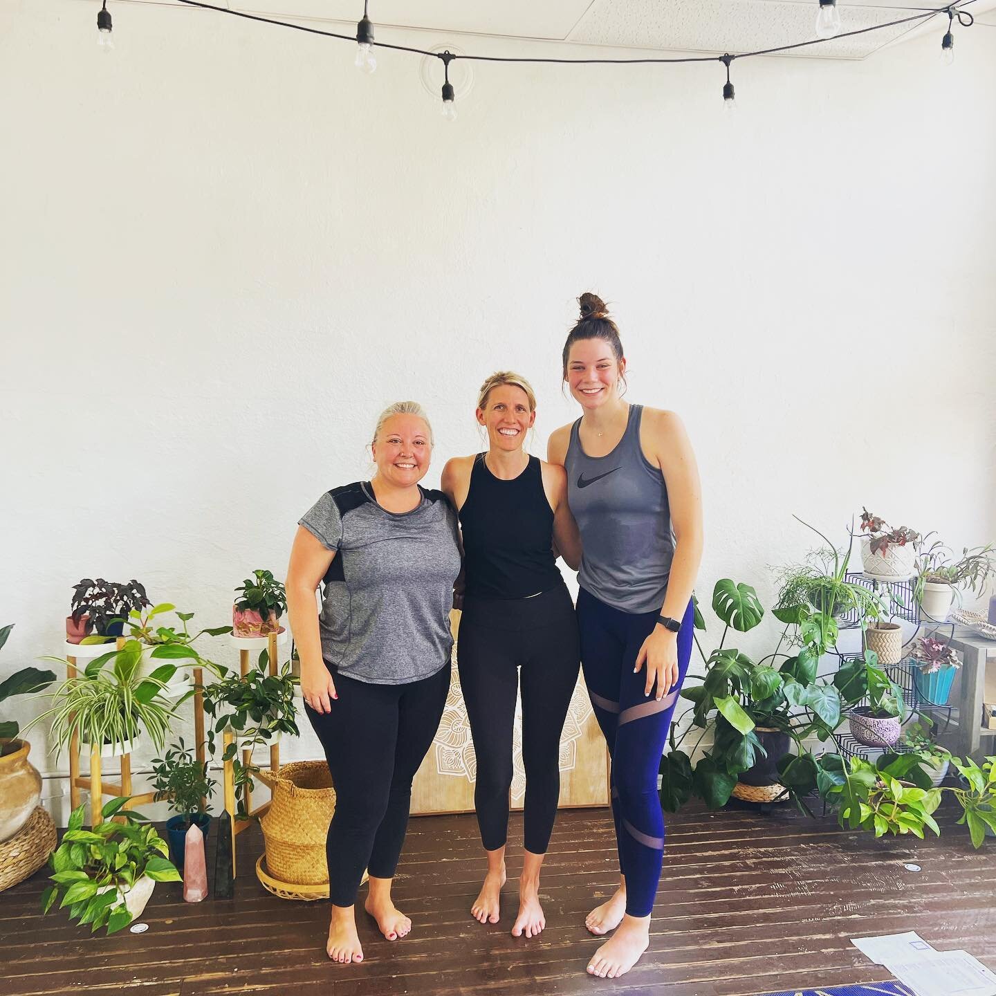 When your friends come to your hot yoga class! 🙌🏼🥰🥵 Seriously, sharing my love for yoga with my friends is one of my favorite things!

@crystaljhahn &amp; @mal_beasler I love y&rsquo;all! Thanks for being such supportive, fun, sweet friends in my