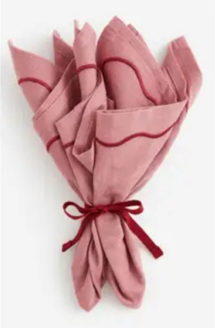 Pink & Red Scallop Napkin