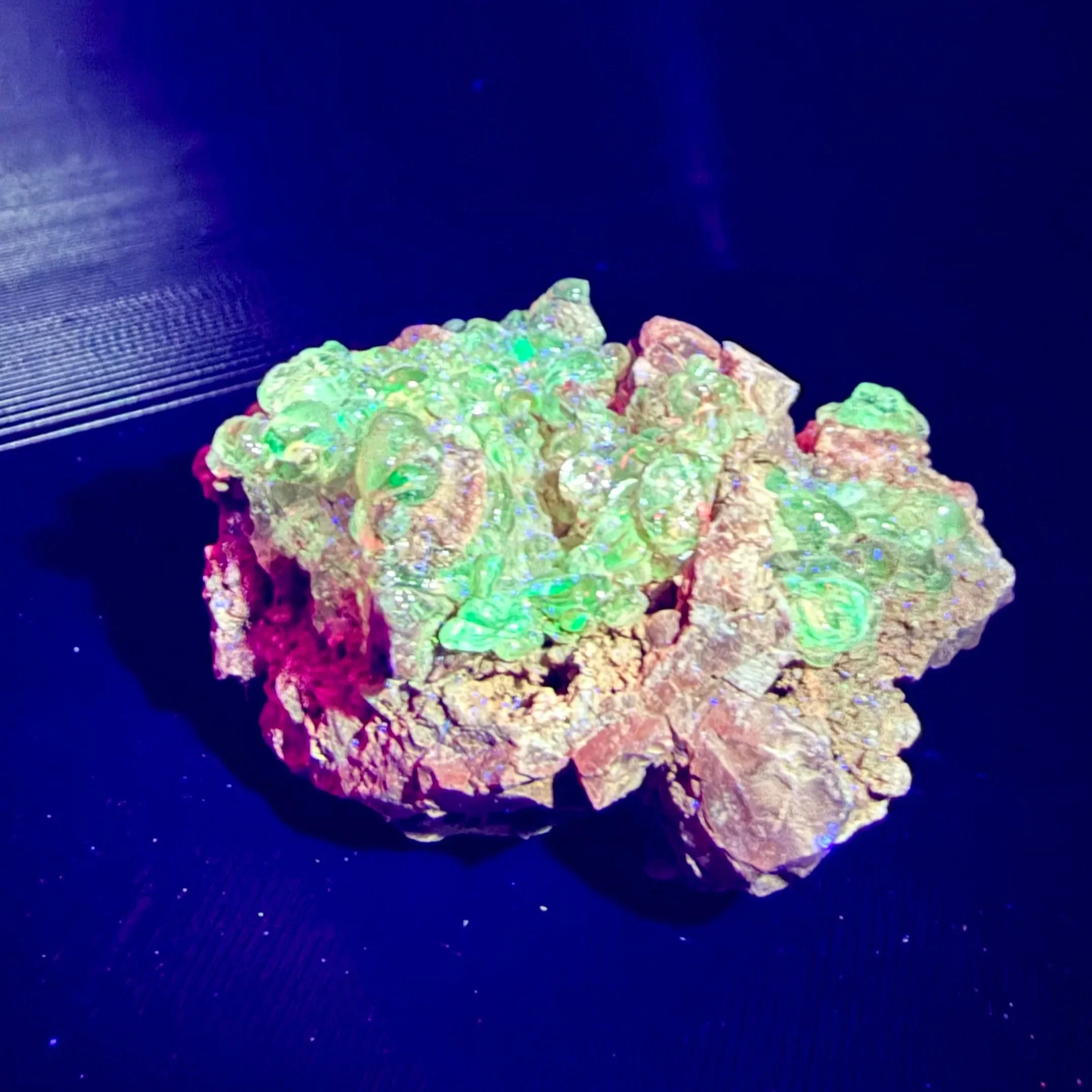 Hyalite (Water) Opal