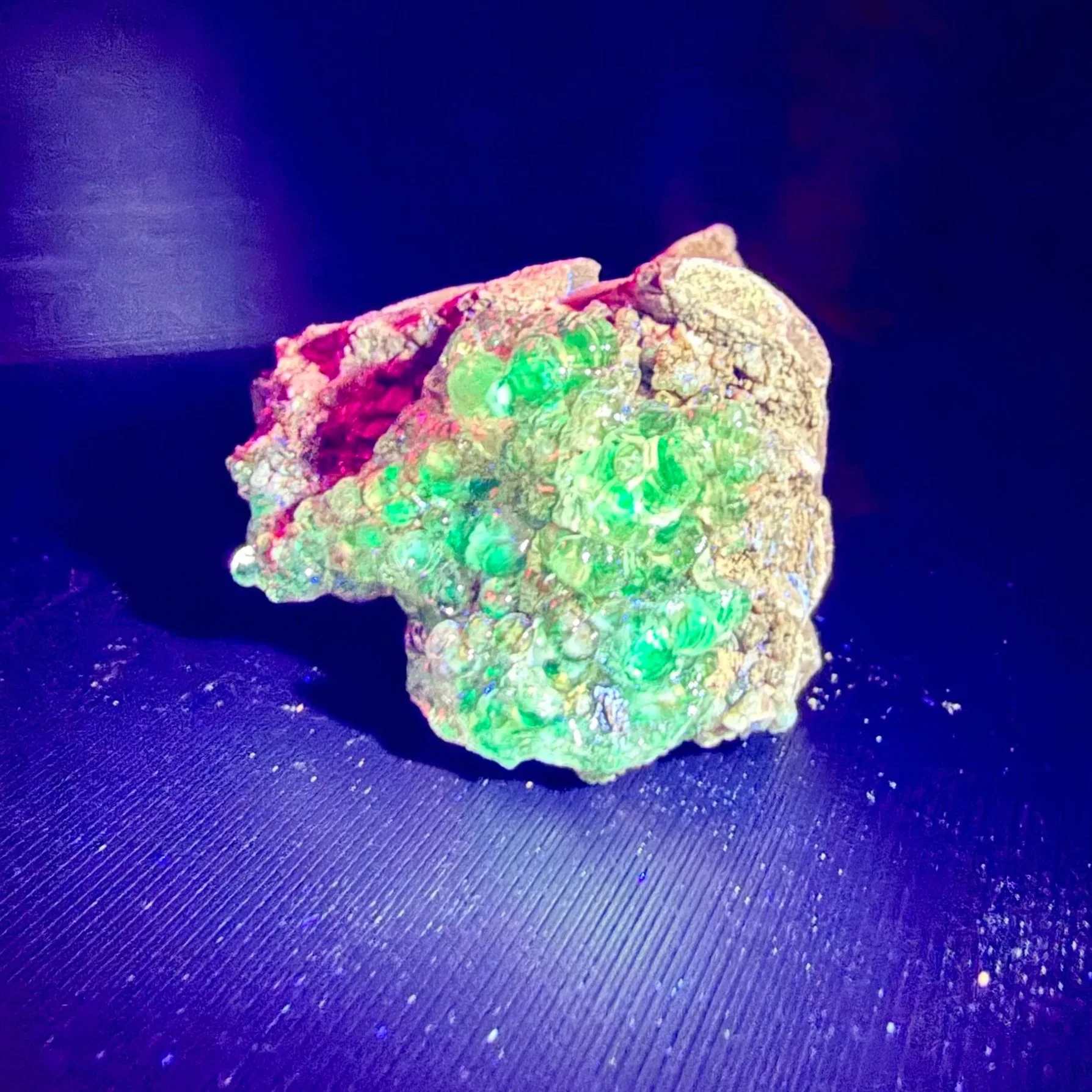 Hyalite (Water) Opal