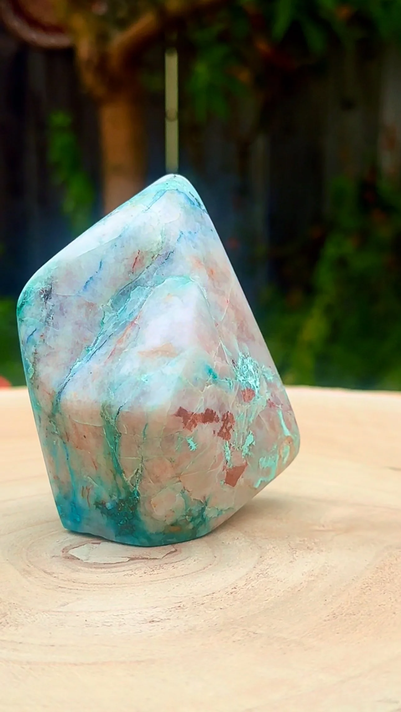 Material: Shattuckite in Quartz
Series: Psychic Friend
Shattuckite is a rare mineral and an absolute psychic powerhouse. Combined with the amplifying properties of Quartz, this is a no-brainer ally for anyone channeling or working with spirit com