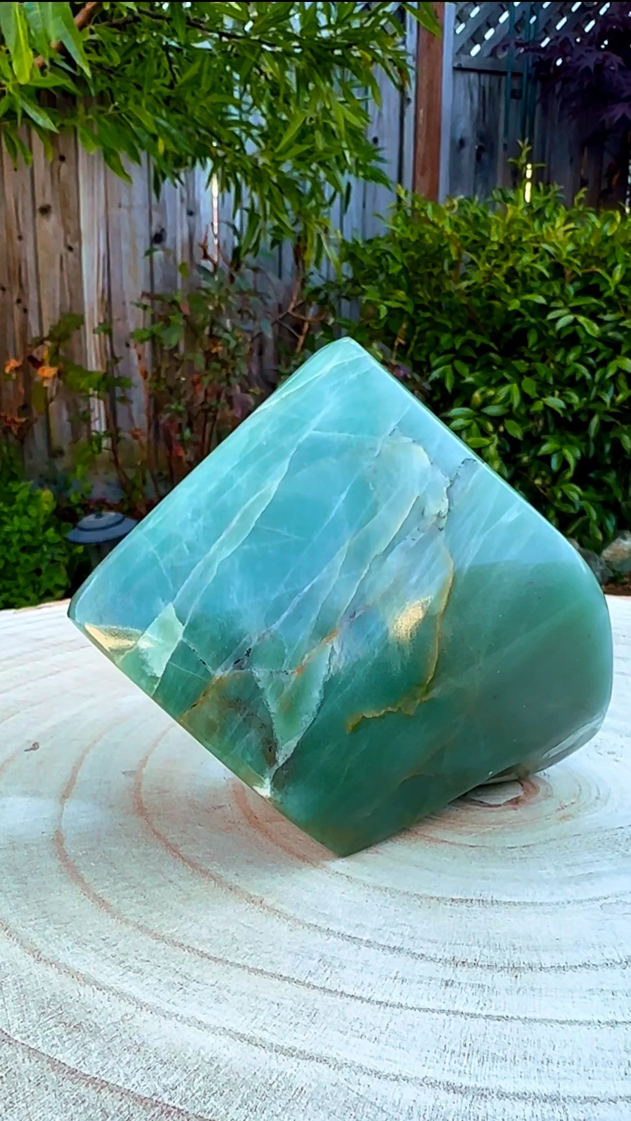 Material: Green Aventurine
Green Aventurine is one of my favorite all round stones. Grounding, abundance, creativity, heart space, clairvoyance, sparkle, shine - it does it all.