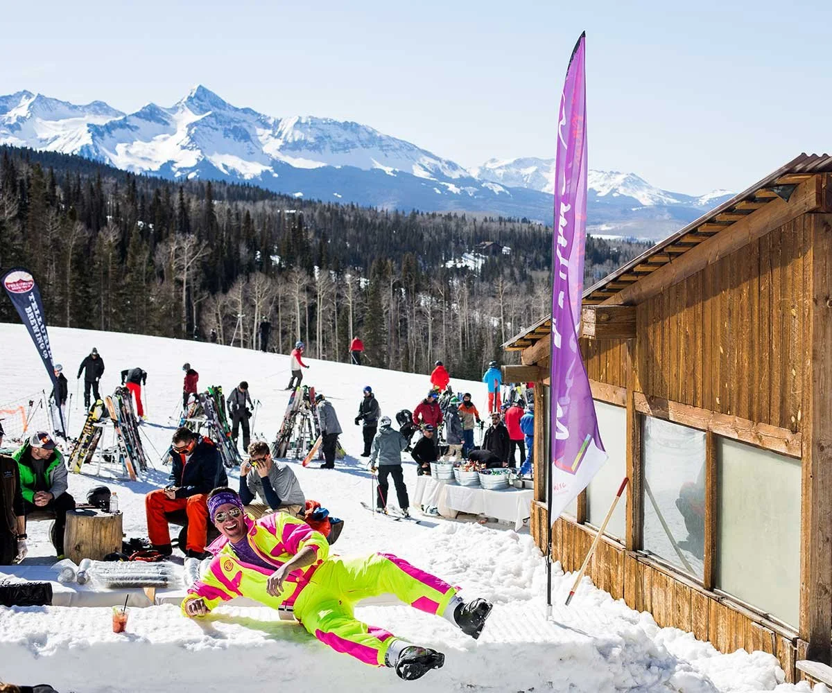 Costume &amp; Drag Ski Race Registrations Now Open