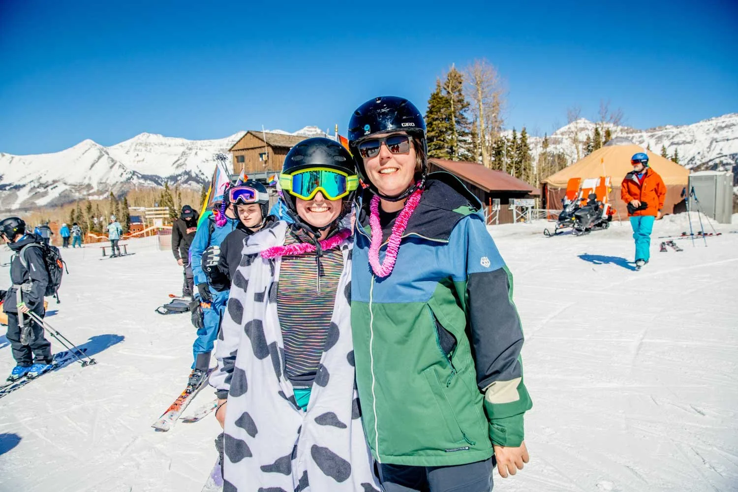Hit the Slopes in Style: Telluride Gay Ski Week Gear Guide