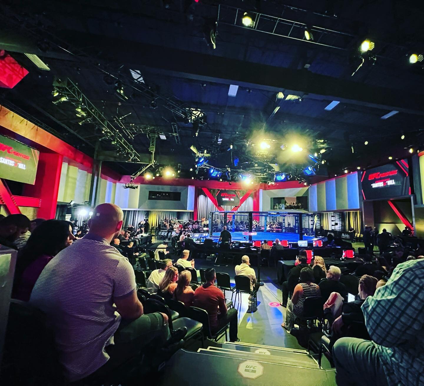 #ufcVegas59 was a night full of knockouts&hellip;literally! Packed house and the crew putting in the work.  Stay tuned&hellip;we have so many more events coming up! #concominc @ufc 

#thetotalproductioncompany #concom_inc #productioncompany #producti