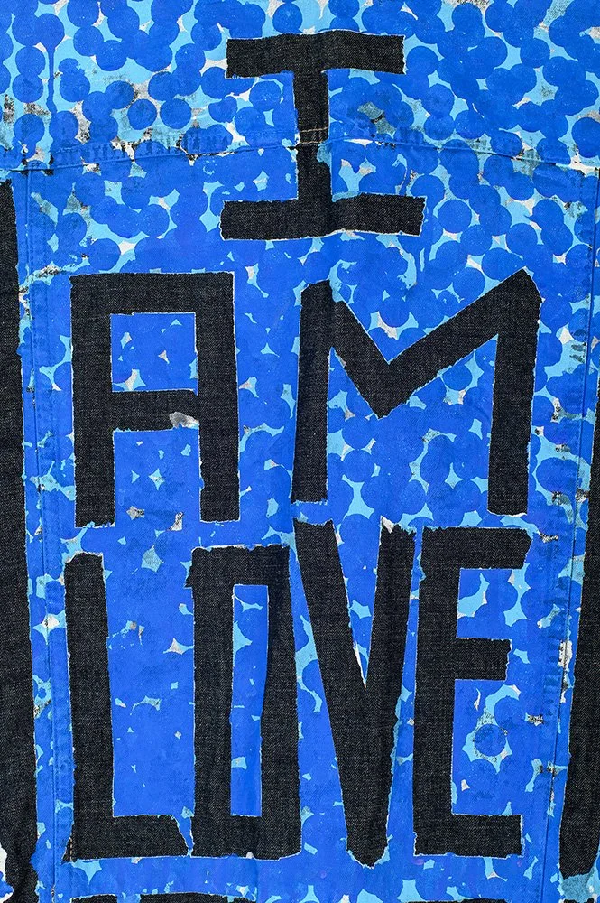 js-iamlove-blue_detail.jpg