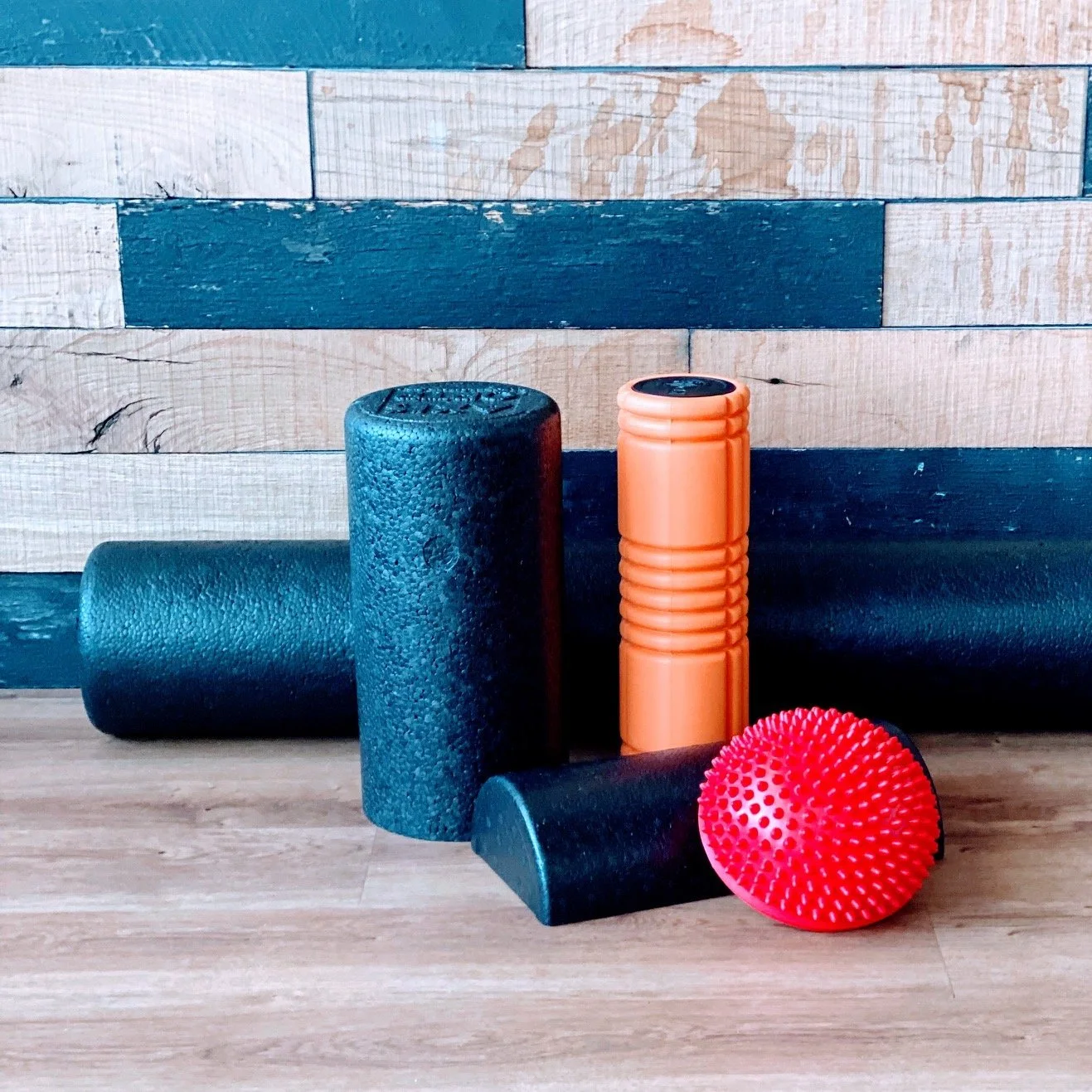 Foam Rolling for BOTH Muscle and Fascia Tightness