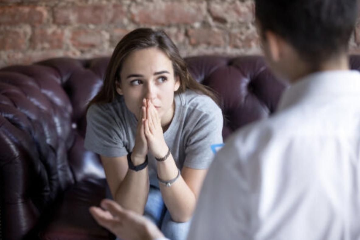 How to Find a Therapist for Your Teenager