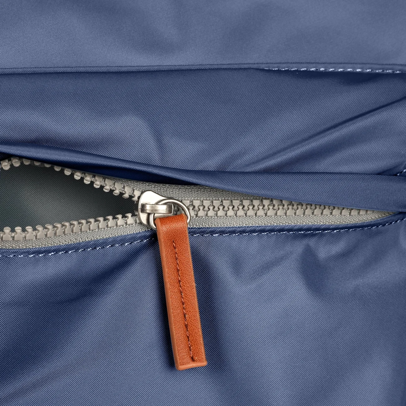 Kennington Zipper.webp