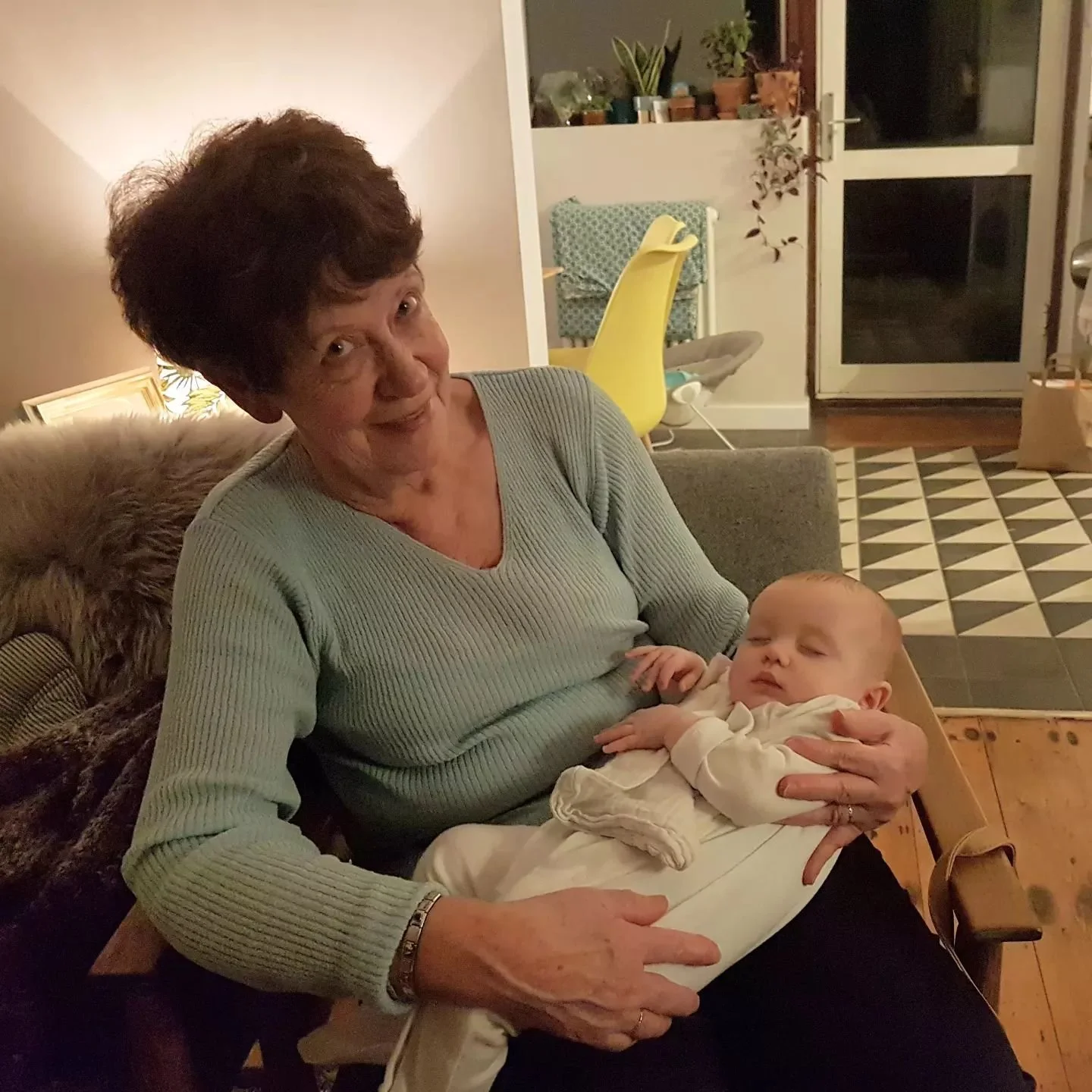 Another favourite photo of mum. I just wanted to say say thank you for all the condolences and kind words, stories shared and memories of mum. It makes this time a little easier.

I also want to thank all the staff at @nihospice and the wonderful @ma