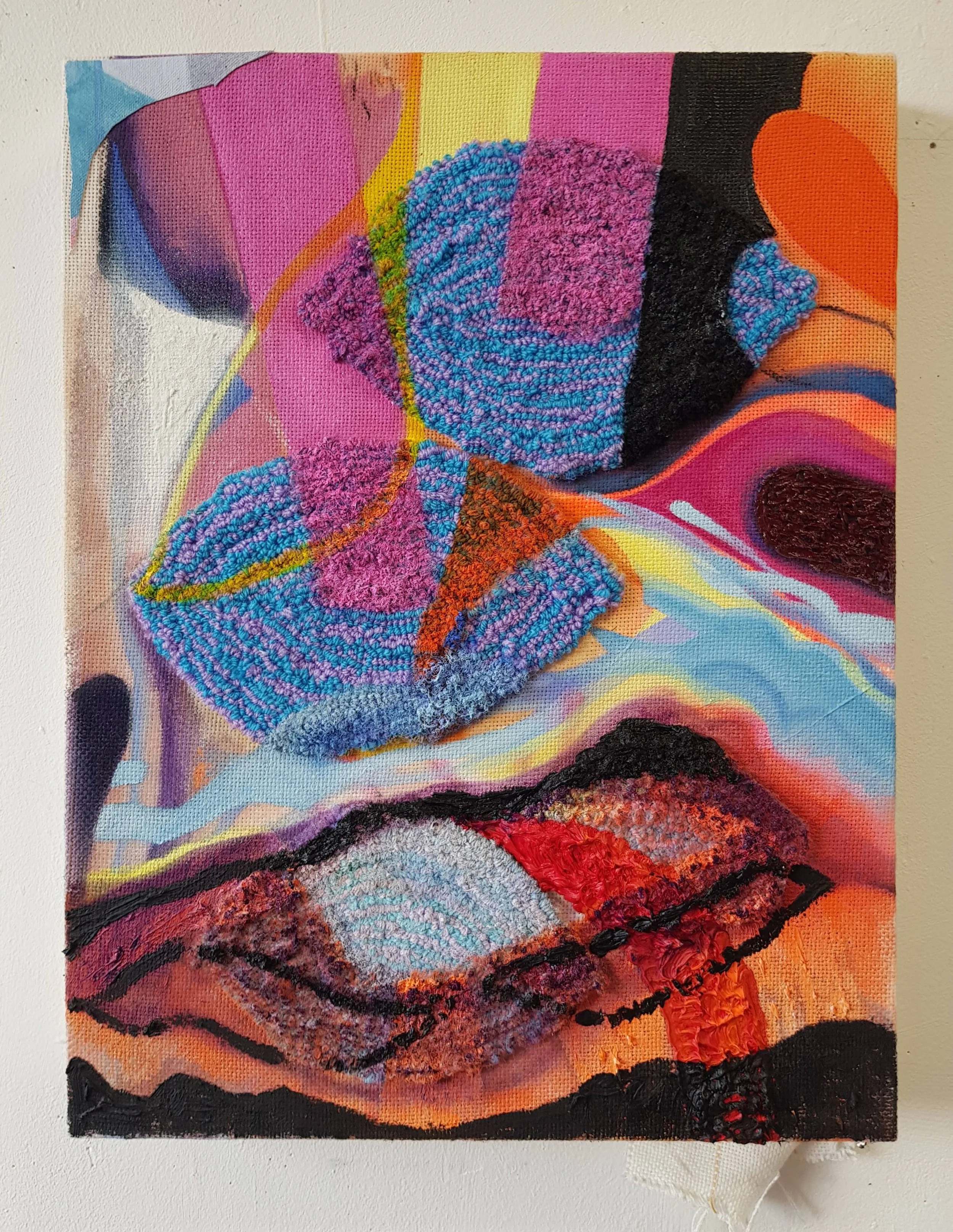 Pathetic fallacy, 2025. Oil paint, acrylic paint, 
gesso, pigment, charcoal, 
glitter, acrylic yarn and wool, 
on tufting fabric. 50x40cm