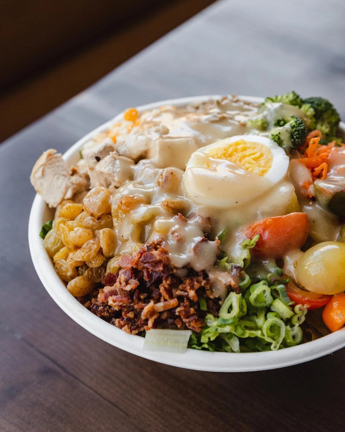 Weekday lunch goals 🙌 @canalstreetchicago Market open every Monday - Friday, 7am - 4pm!