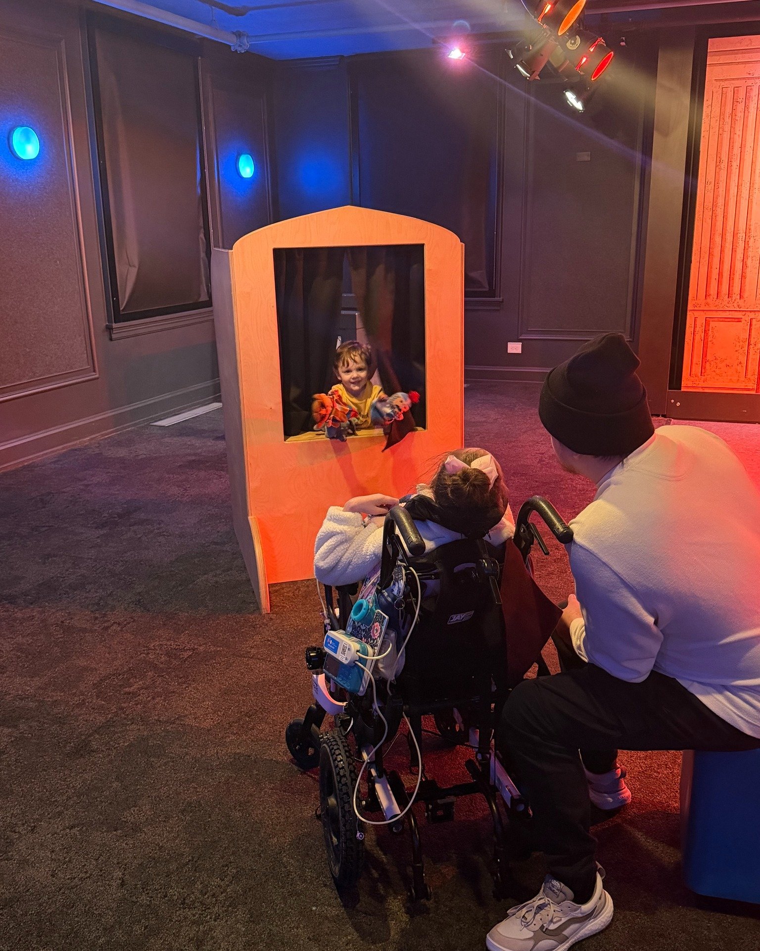 Wish kiddo Ariya and her brother Ryder had an amazing time visiting the Children&rsquo;s Museum of Cleveland last week! 💜
⭐ Thank you to @cmc_cleveland  for our Sprinkles of Joy VIP Experience visits!