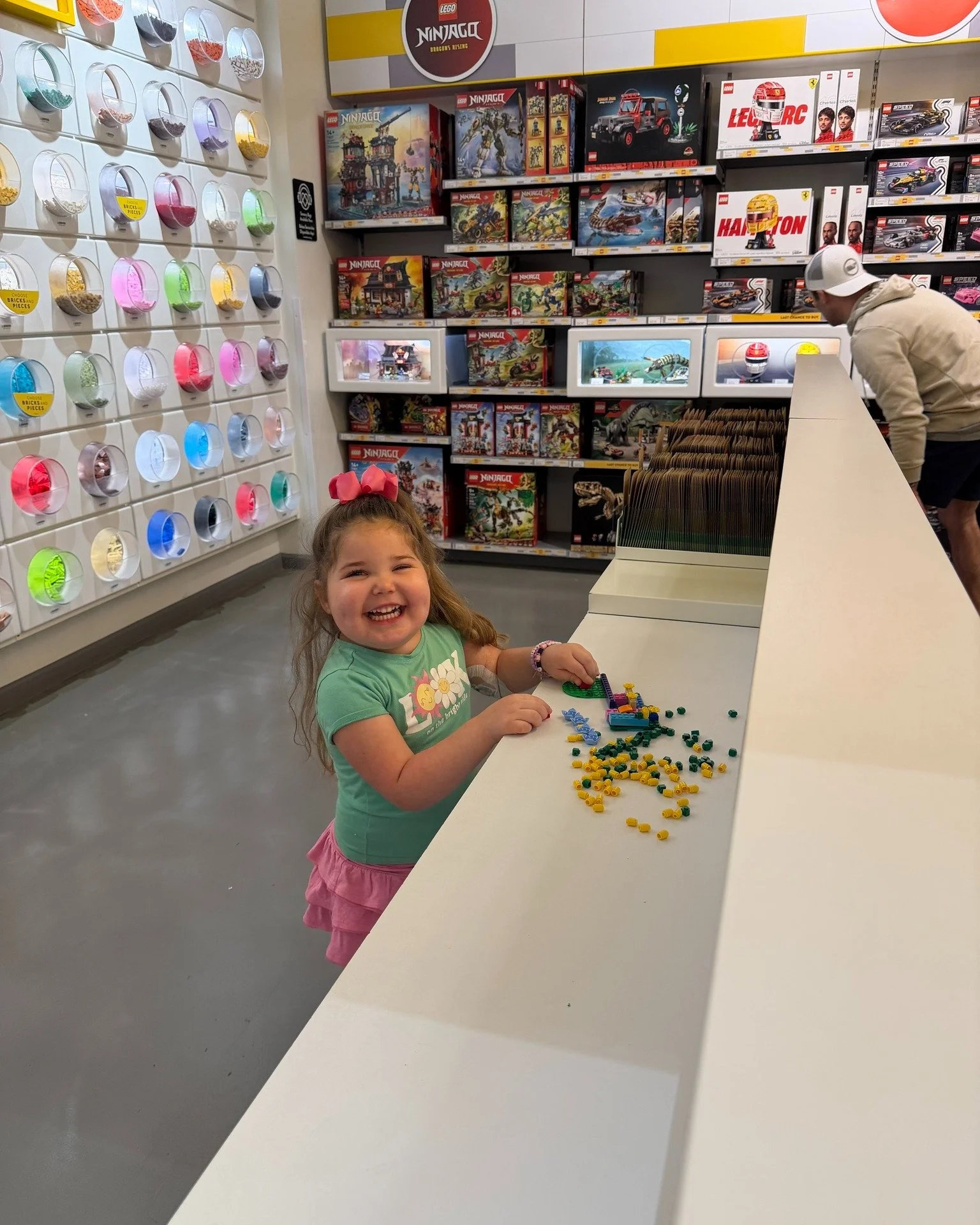 Wish kiddo Ryleigh and her family had a wonderful time at their VIP visit to the Lego store in Beachwood! 💜

&ldquo;The kids thought it was so cool that we had the place all to ourselves while people were lining up outside the store. They&rsquo;re a
