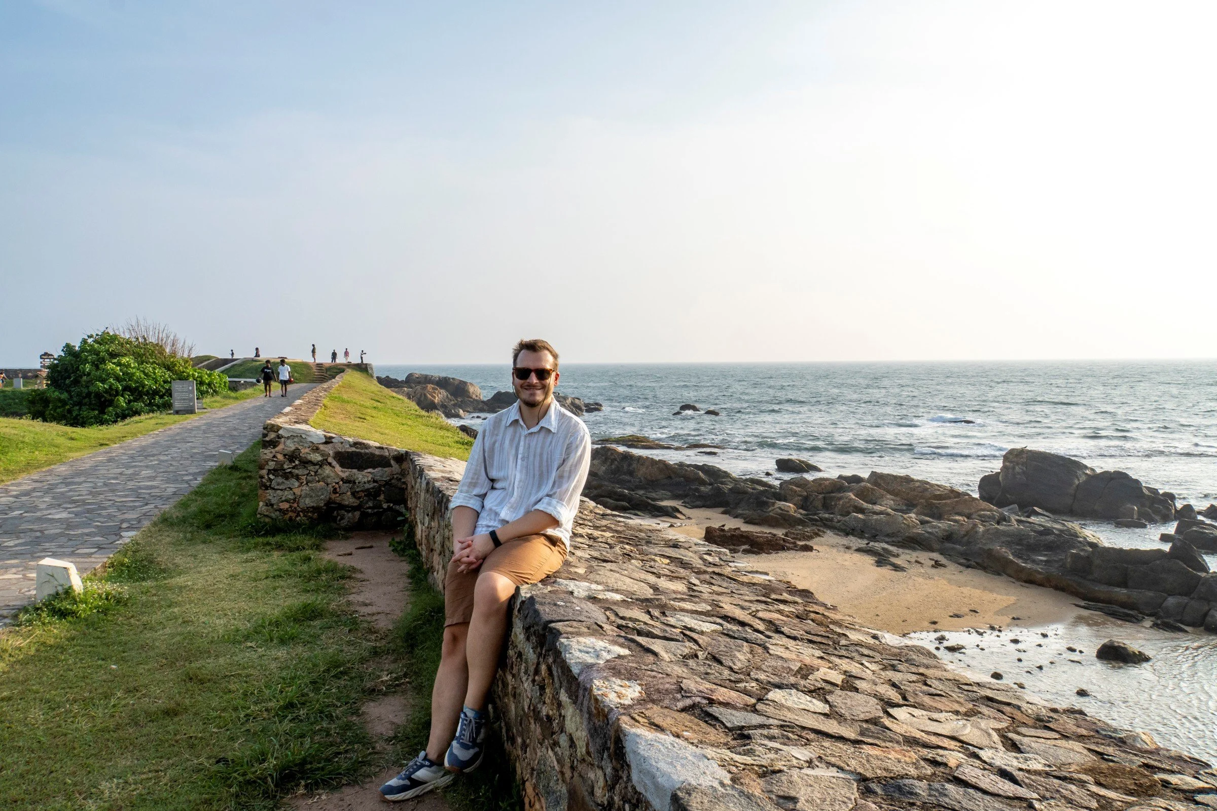 Frames n’ Palettes: Sri Lanka