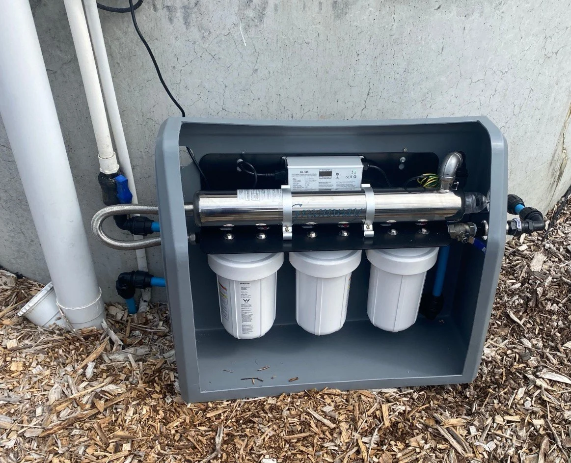 UV Installed outside next to tank.jpg