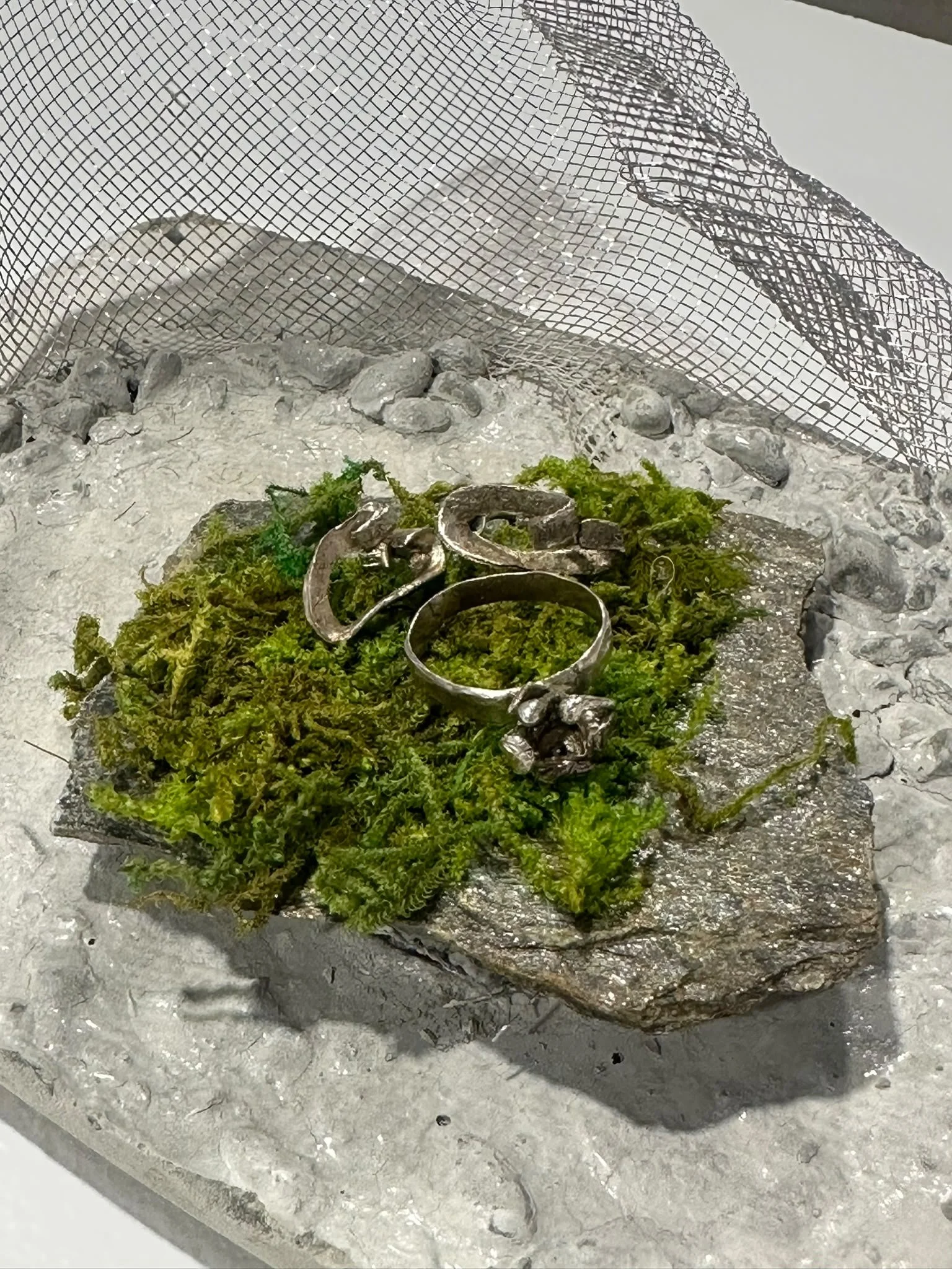 Jade Hardy - "Bloom Ring & Earrings" - Sterling Silver - 25 x 10 x 10 cm - $230 & $240