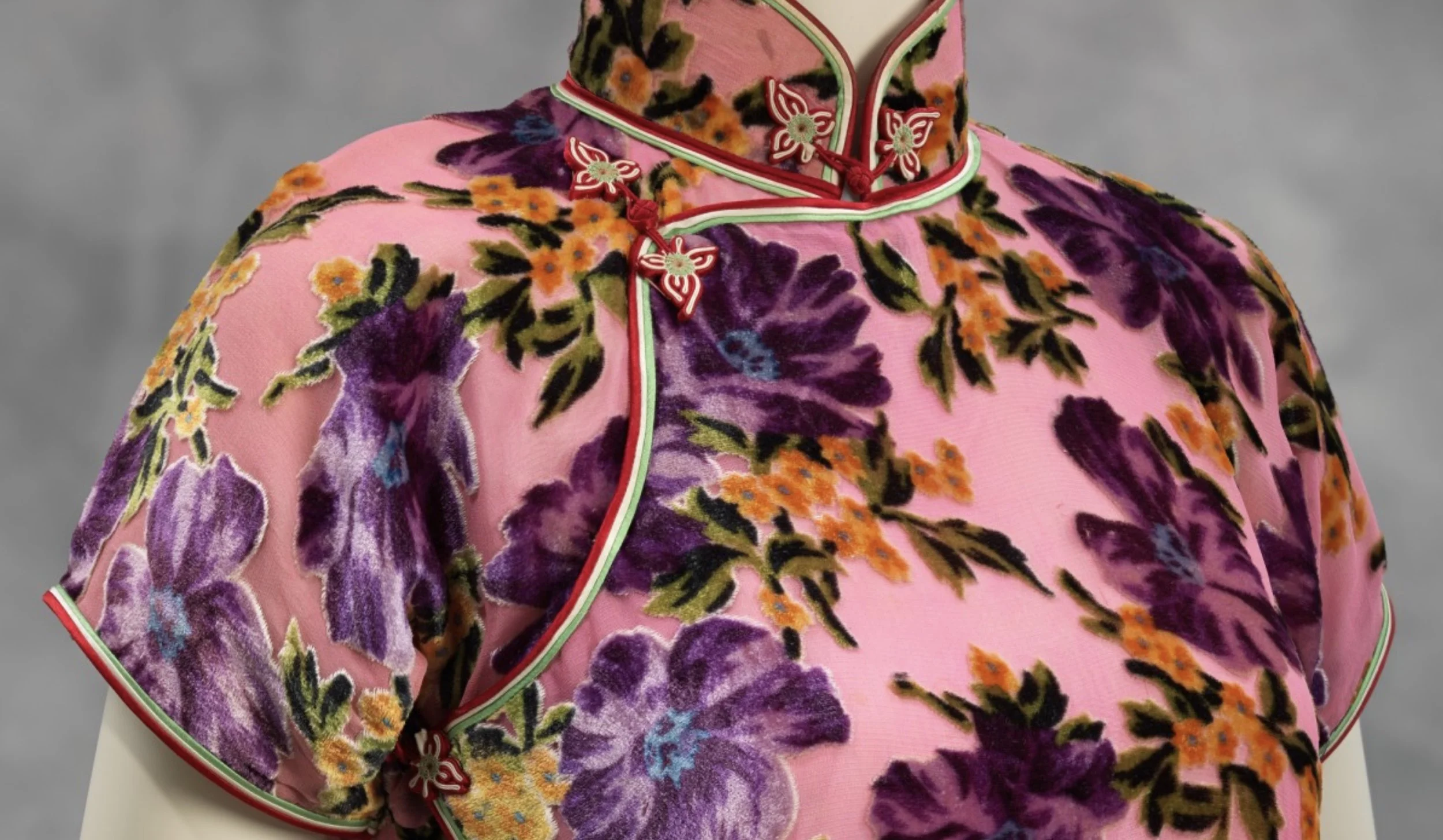 Curator Talk: Fashioning Chinese Women