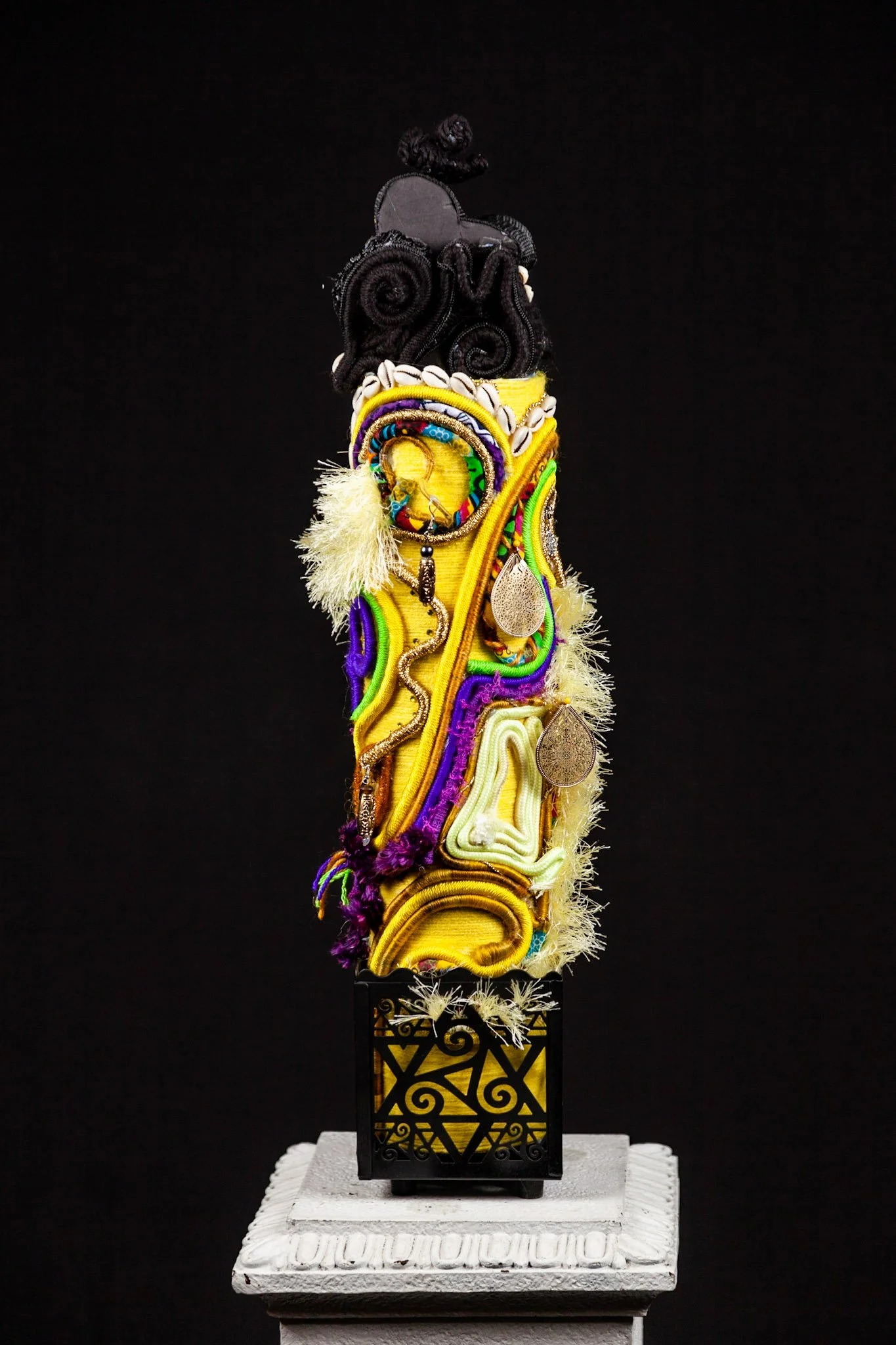 Dellis Frank, Ancestral Totem, mixed media assemblage, 25x5x5"