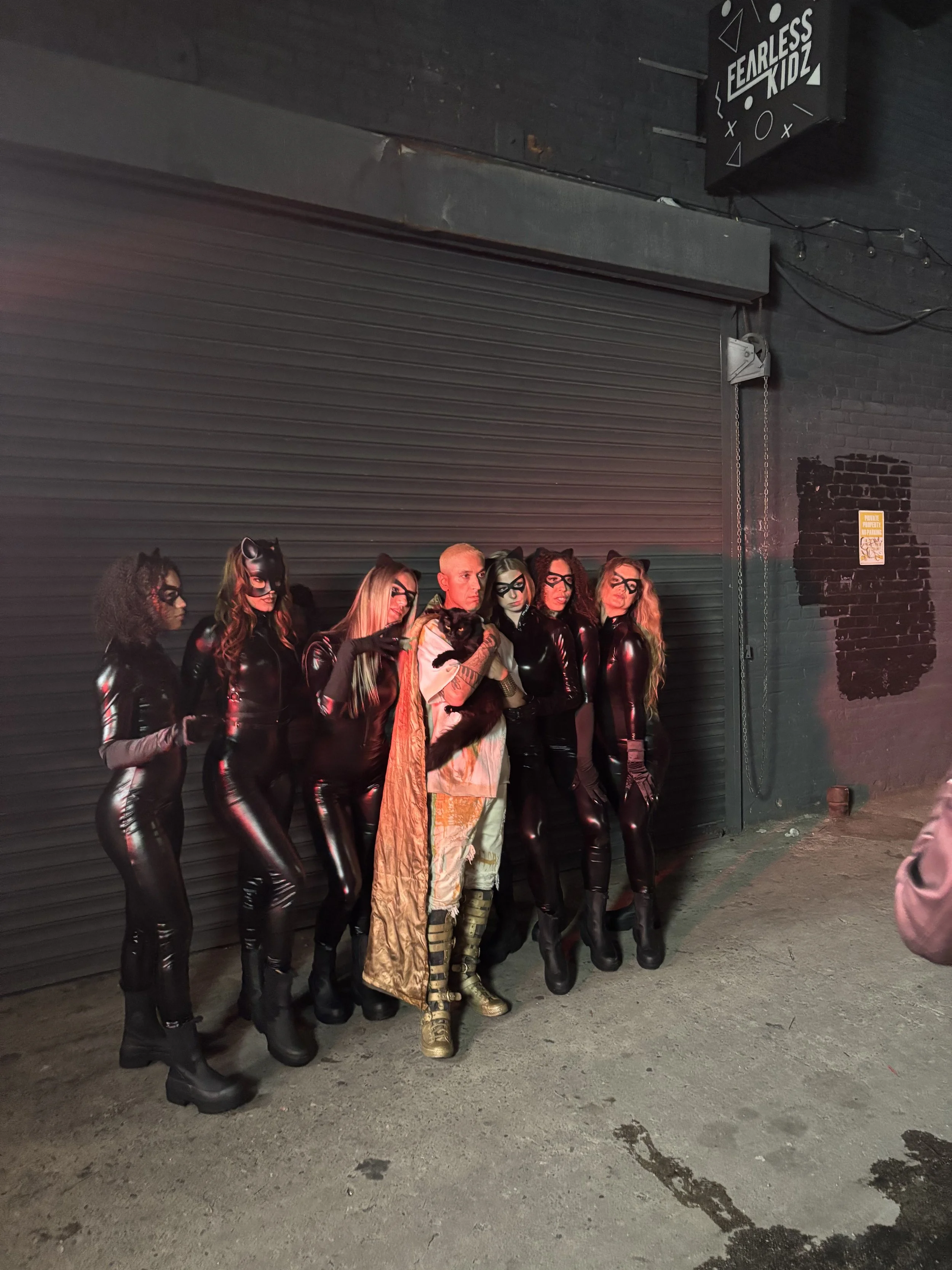 Doja (the Cat) in Music Video 