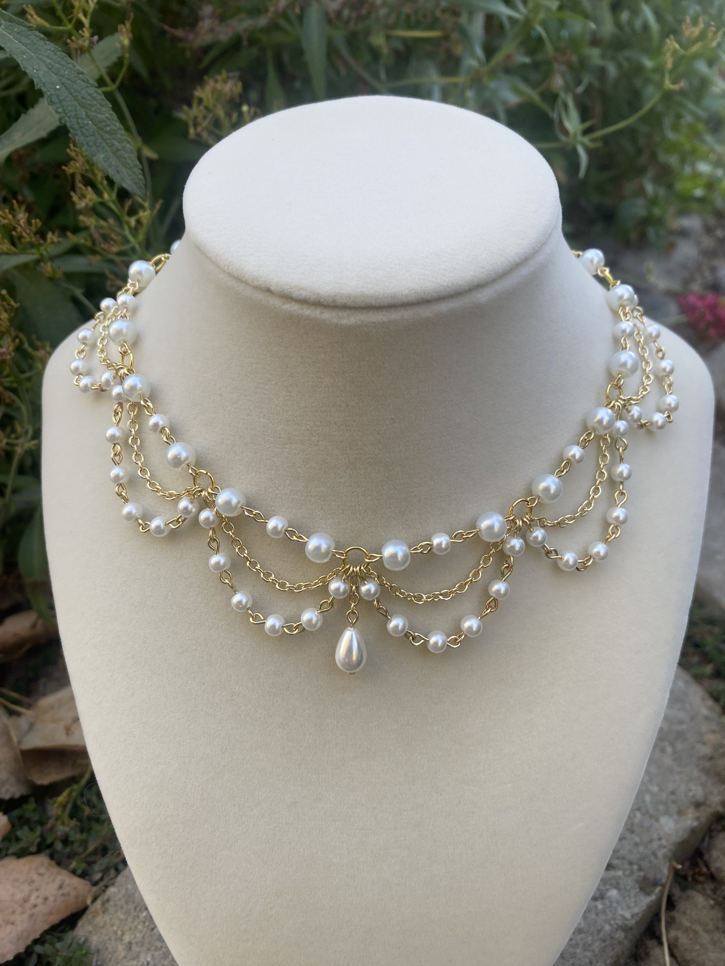 Mini Classy Pearls