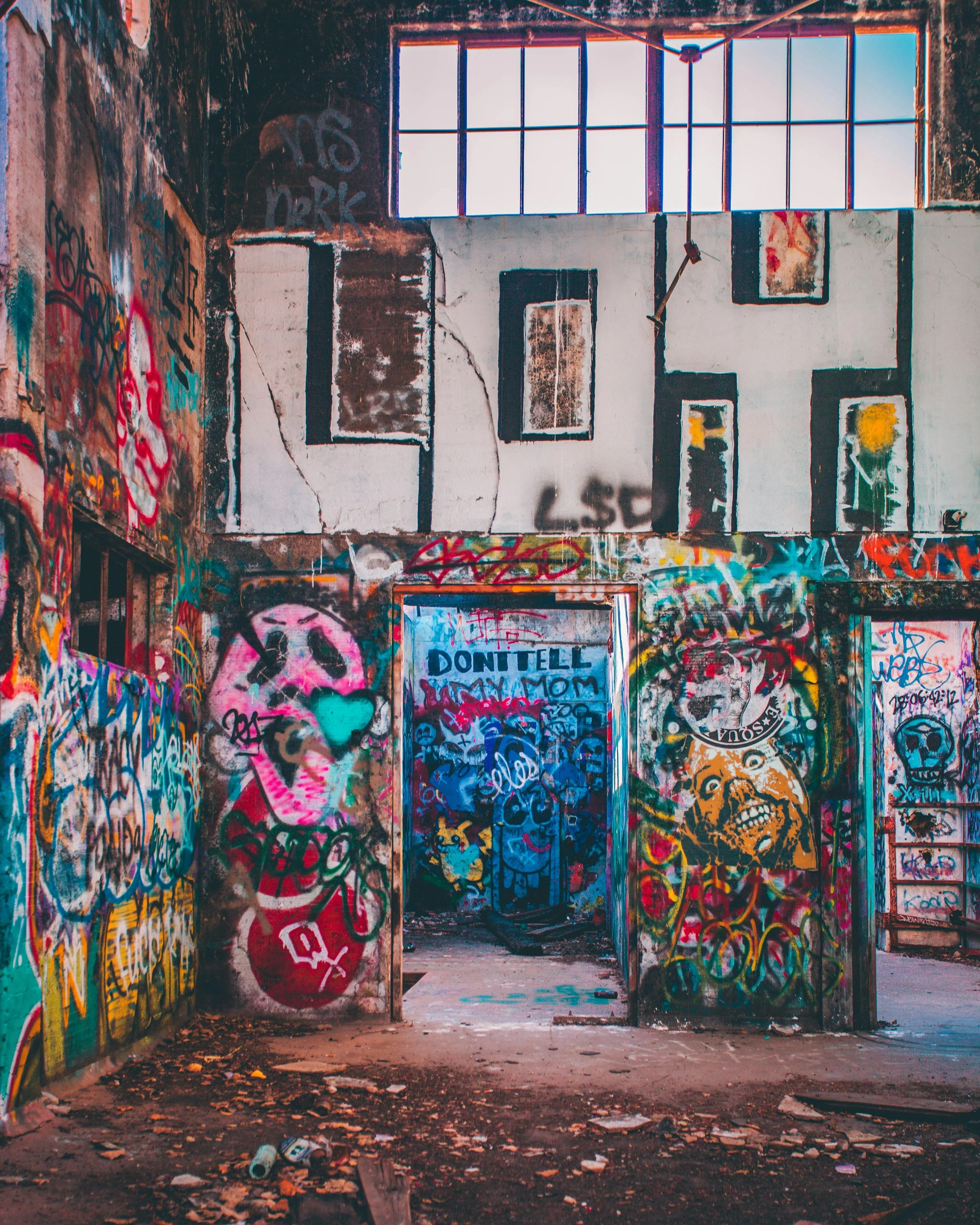 How Urban Landscapes Inspire Bold Abstract Art