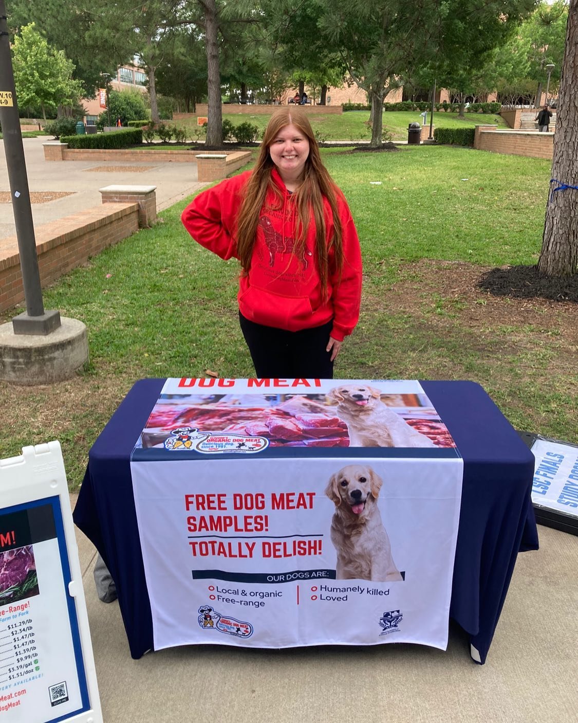 I&rsquo;m so thankful that people stopped by to support their local farmer! #localfarm #localfarmers #animalagriculture #dogmeat #elwooddogmeat #shsu #samhoustonstateuniversity #animals
