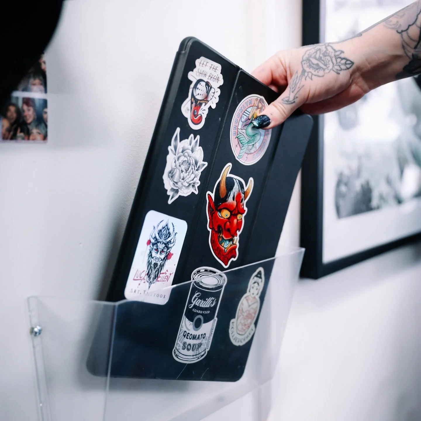 Hello from Young Cardinal 🖤
Our DMs are open for enquiries.

Booking questions, parking info, first tattoo advice, 
we&rsquo;re happy to help.
No question too small.

#DerbyTattooStudio
#TattooEnquiries
#TattooAdvice
#UKTattooStudio