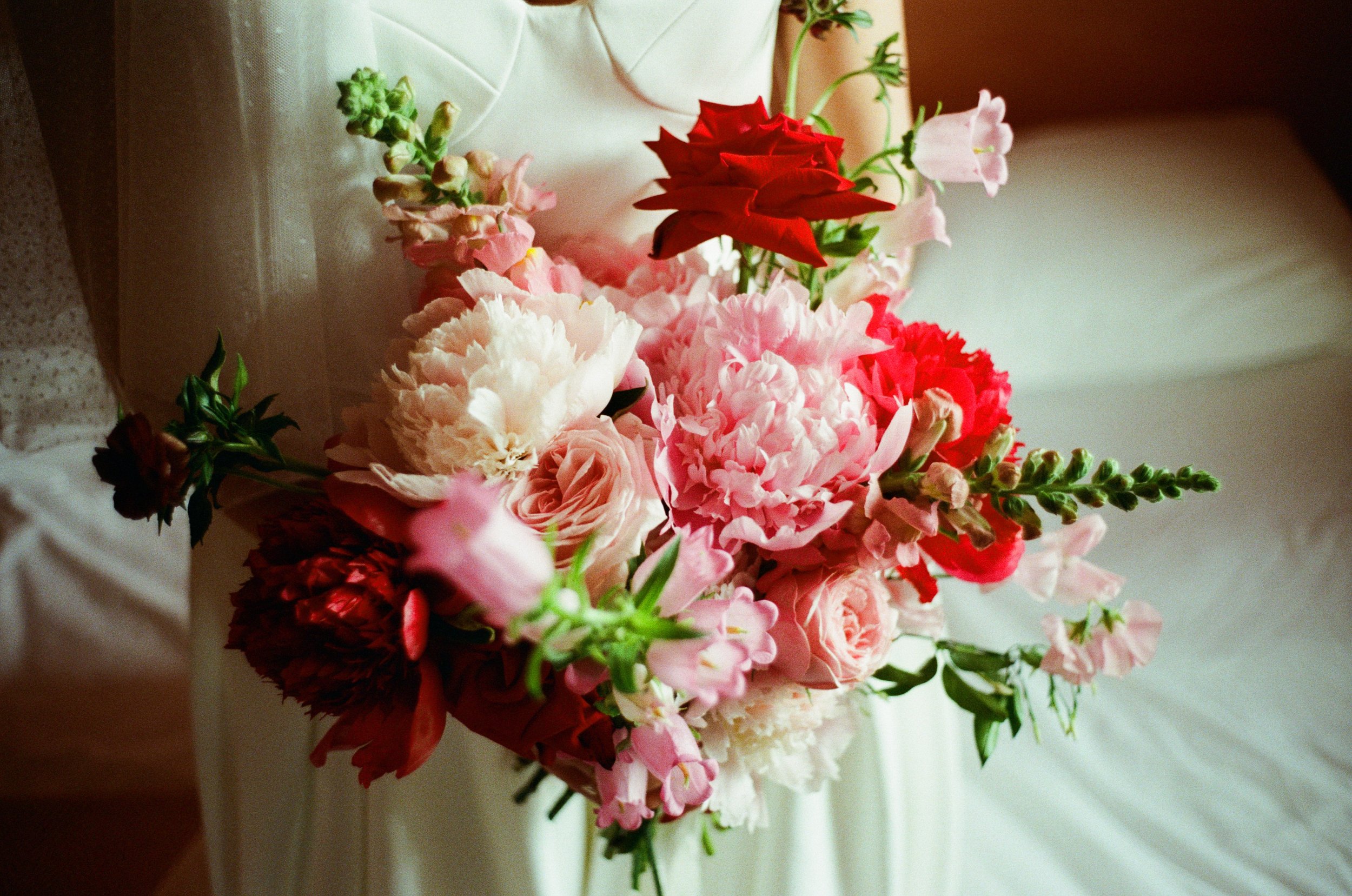 Turner-Contemporary-wedding-flowers-bridal bouquet.jpg