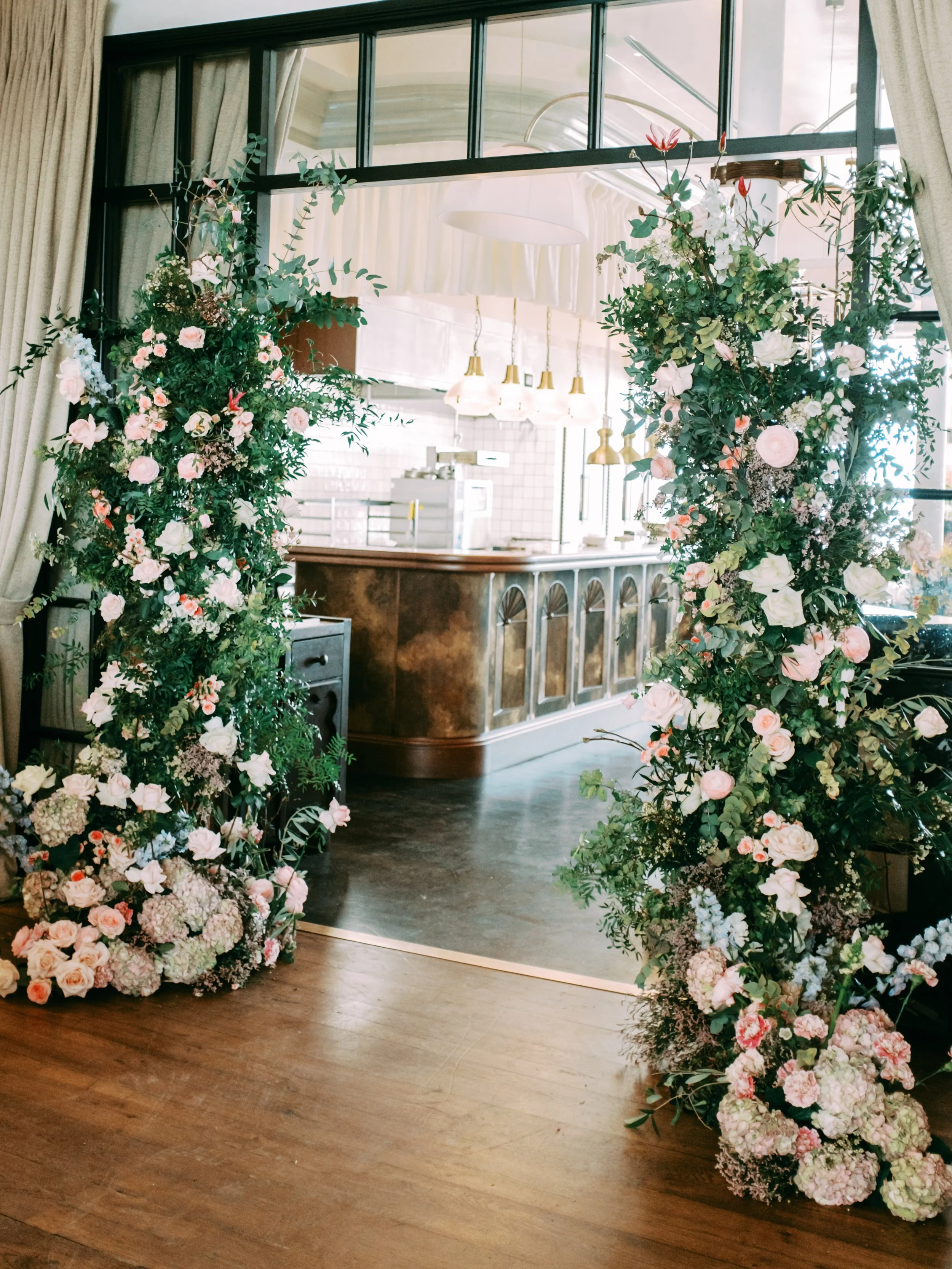 No42-Guesthouse-Margate-florist-installation-wedding.jpg