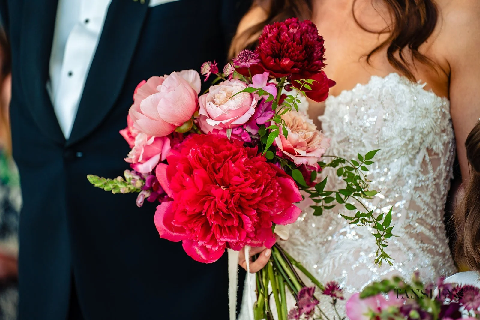 pink-peony-bridal-bouquet-05.jpg