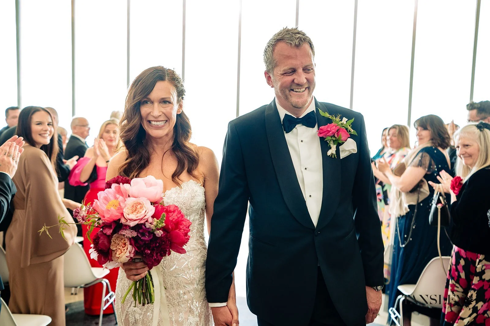 turner-contempoaray-margate-modern-coastal-wedding-flowers-11.jpg