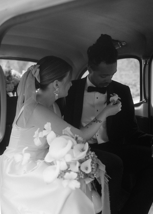 ark-cliftonville-margate-kent-wedding-flowers-contemporary-modern.webp