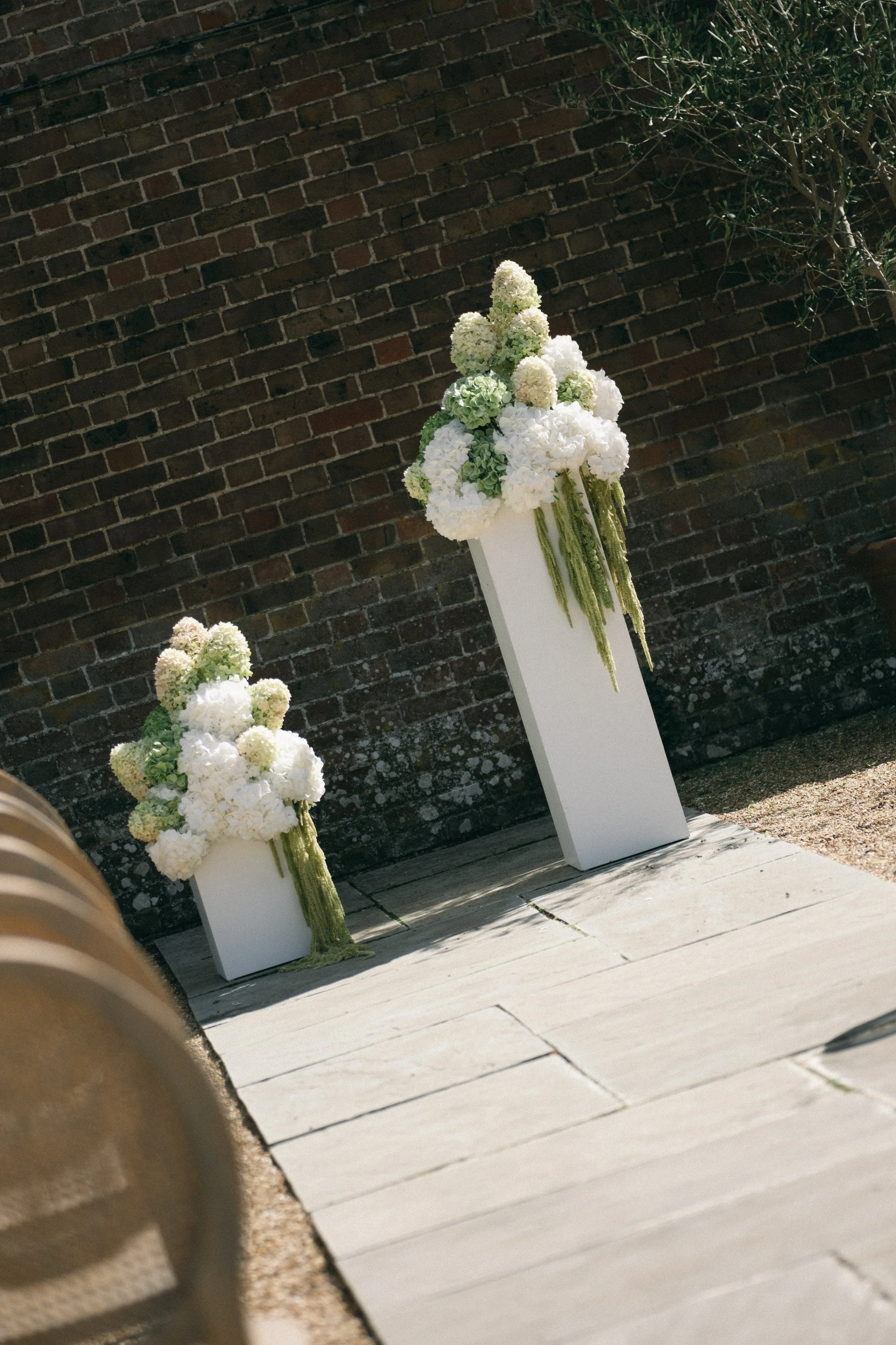 white-green-hydrangea-ceremony-flowers-kent.jpg
