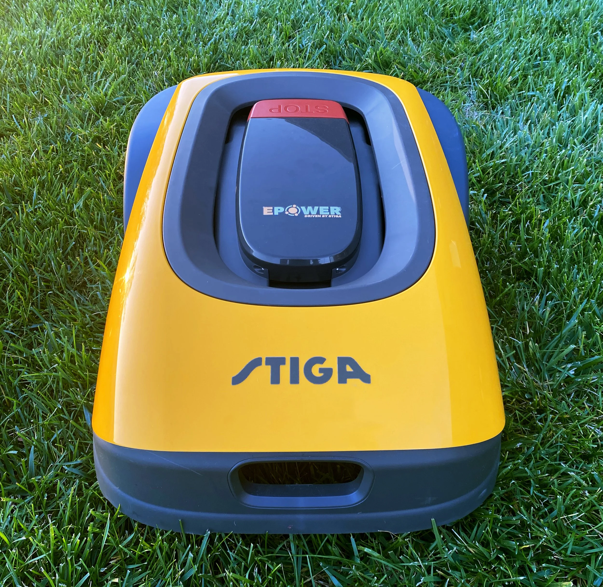 The Award Wining Technology and Design Behind STIGA’s Autonomous Lawnmower 