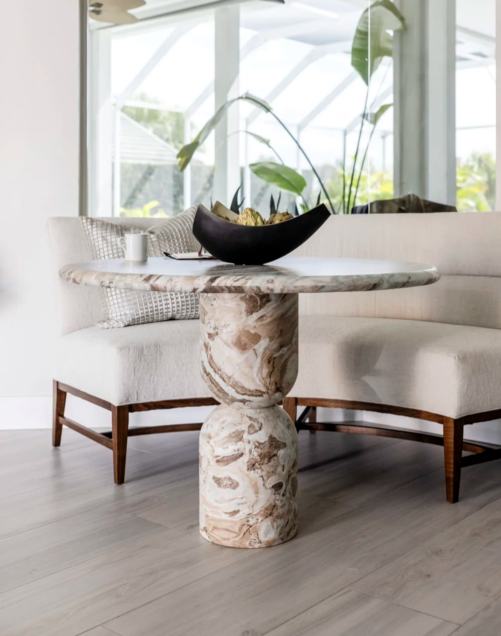 Social+Swan+Decor+Interior+Design+Tampa+Florida+%C2%A9+Heidi+Kirn+Photography+1X4A2110-.png