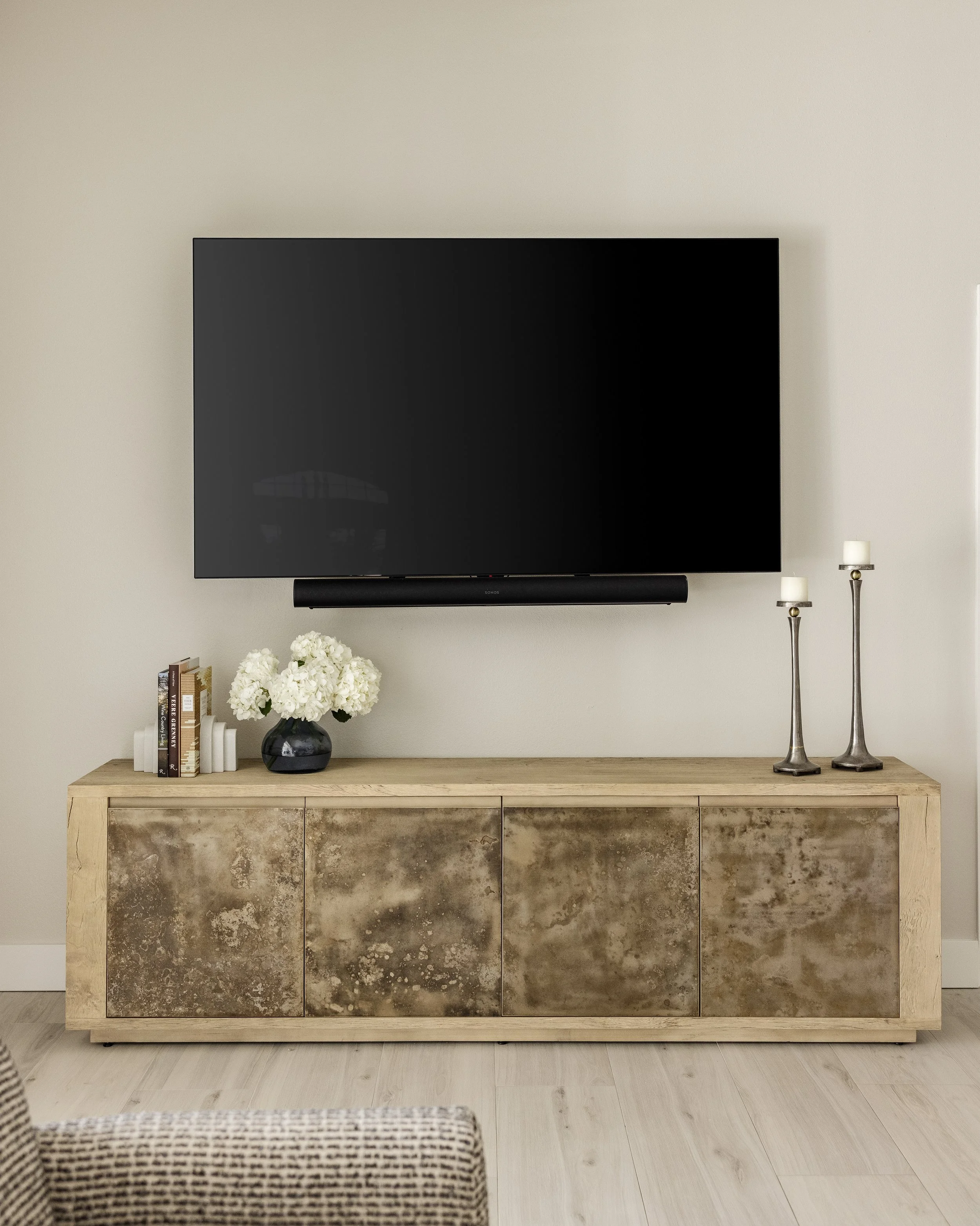 Social Swan Decor Interior Design Tampa Florida © Heidi Kirn Photography 1X4A1793-.JPG