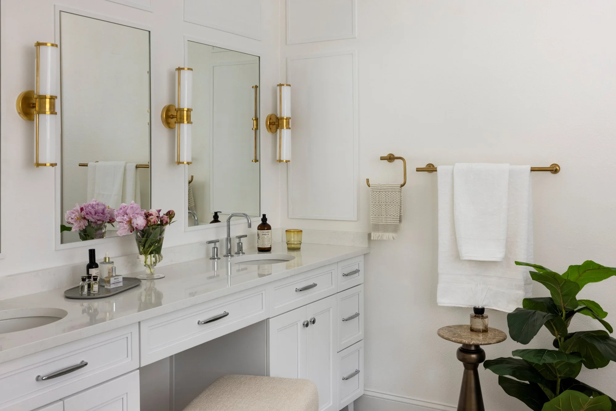 Social Swan Decor Interior Designer Tampa Harbor Island _ C Heidi Kirn Photography_1X4A4216.JPG