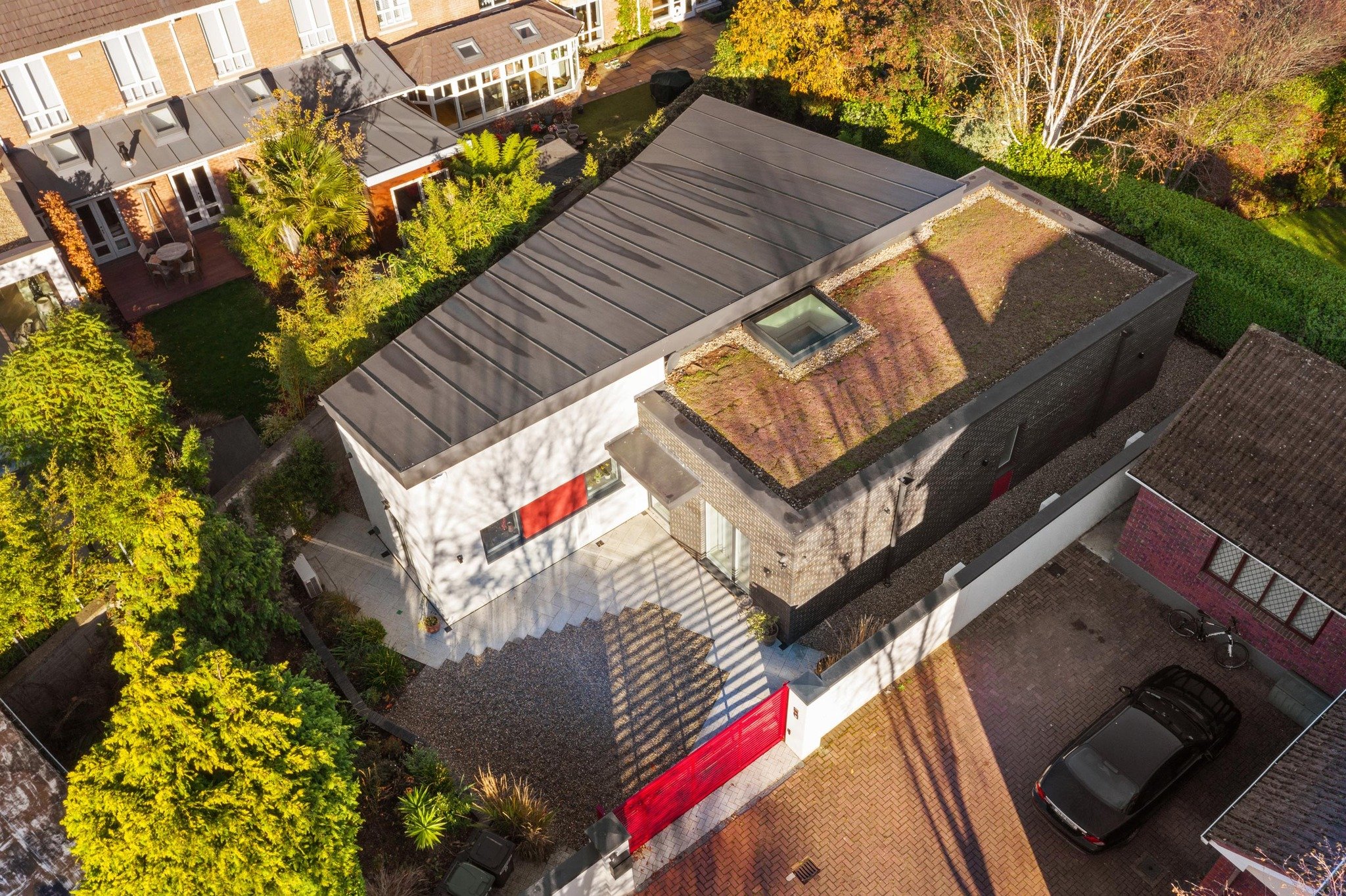 Even though it might not seem like it, we've managed to make the most of the outdoor space in this Dublin home. 🏡 

By getting creative with the roof overhang, we've crafted a hidden gem of an outdoor space, giving the client that much-needed space 