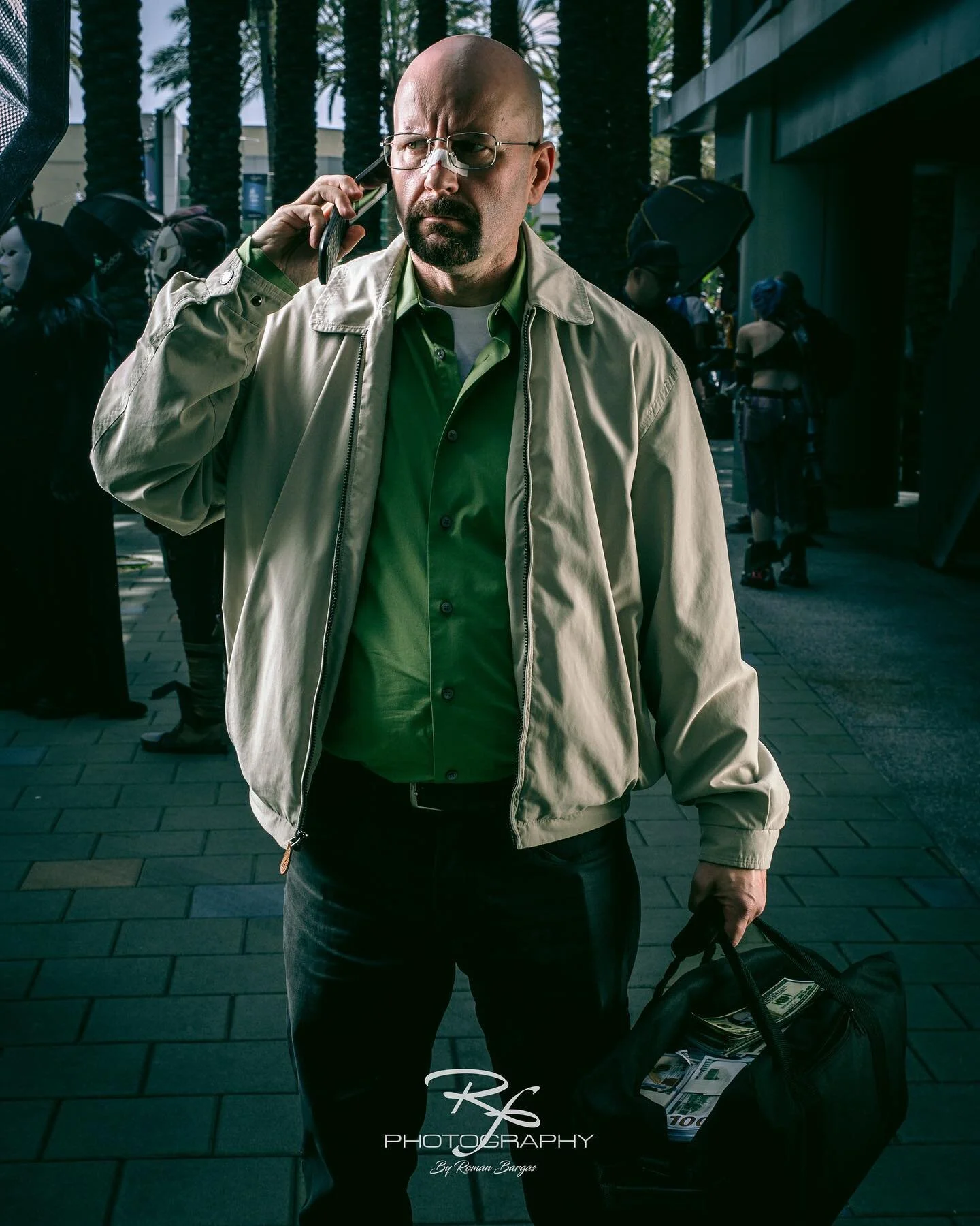 &ldquo;Say. My. Name.&rdquo;
&ldquo;&hellip;Heisenberg.&rdquo;
&ldquo;You&rsquo;re goddamn right.&rdquo;

I had to double take because I could have sworn it was @bryancranston at @wondercon &hellip; I nearly crapped myself.
.
.
.
#heisenberg #walterw