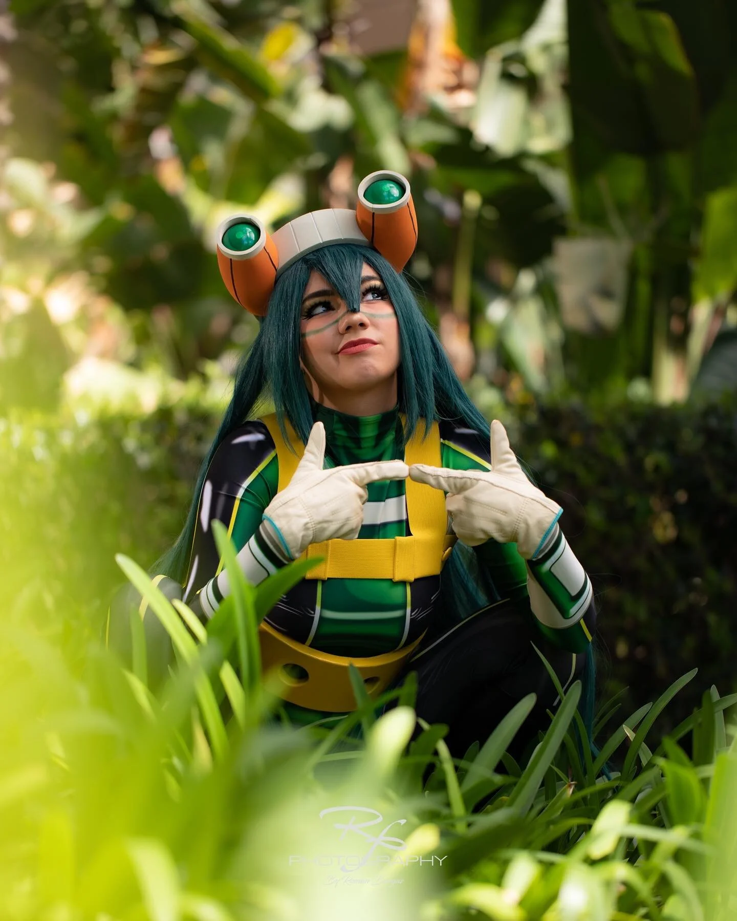 I told you to call me &ldquo;Tsu.&rdquo; 
Ribbit.
.
.
.
@daretaylorofficial as Rainy Season Hero: Froppy at @wondercon 
.
.
.
#myheroacademia #myheroacademiacosplay #cosplay #womenofcosplay #wondercon2023 #wondercon23 #wc2023 #class1a #froppy #tsuyua