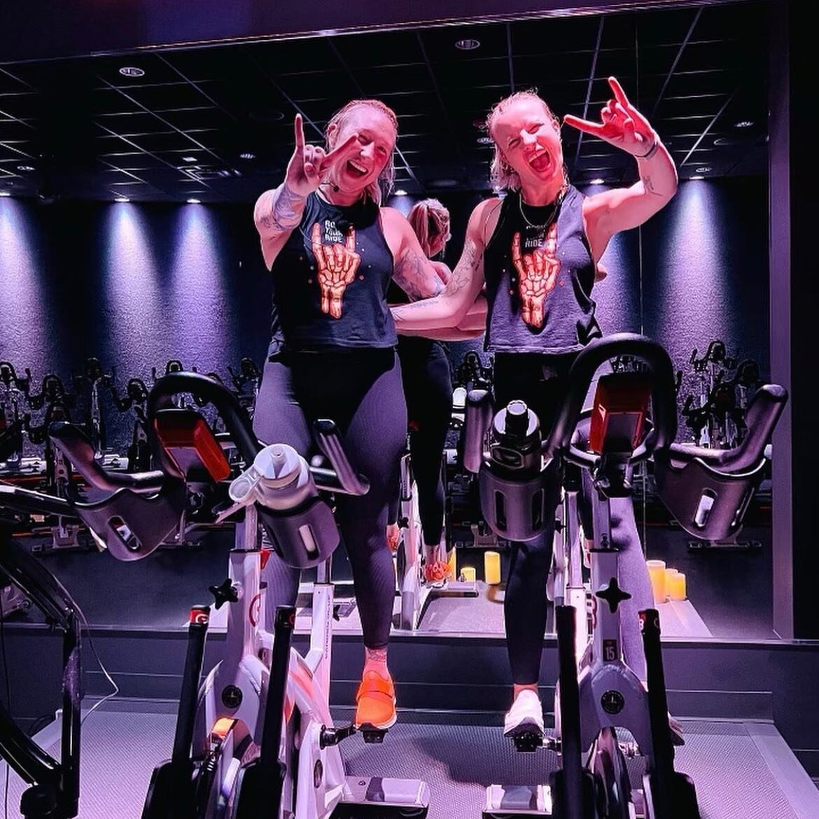 Double the leads, double the fun @cyclebarfortcollins! Join us for a Happy Hour ride with tomorrow evening at 5:30pm. 

New Member Promotion: sign up for a @cyclebarfortcollins membership and get your first month 50% off! #shopfoothills