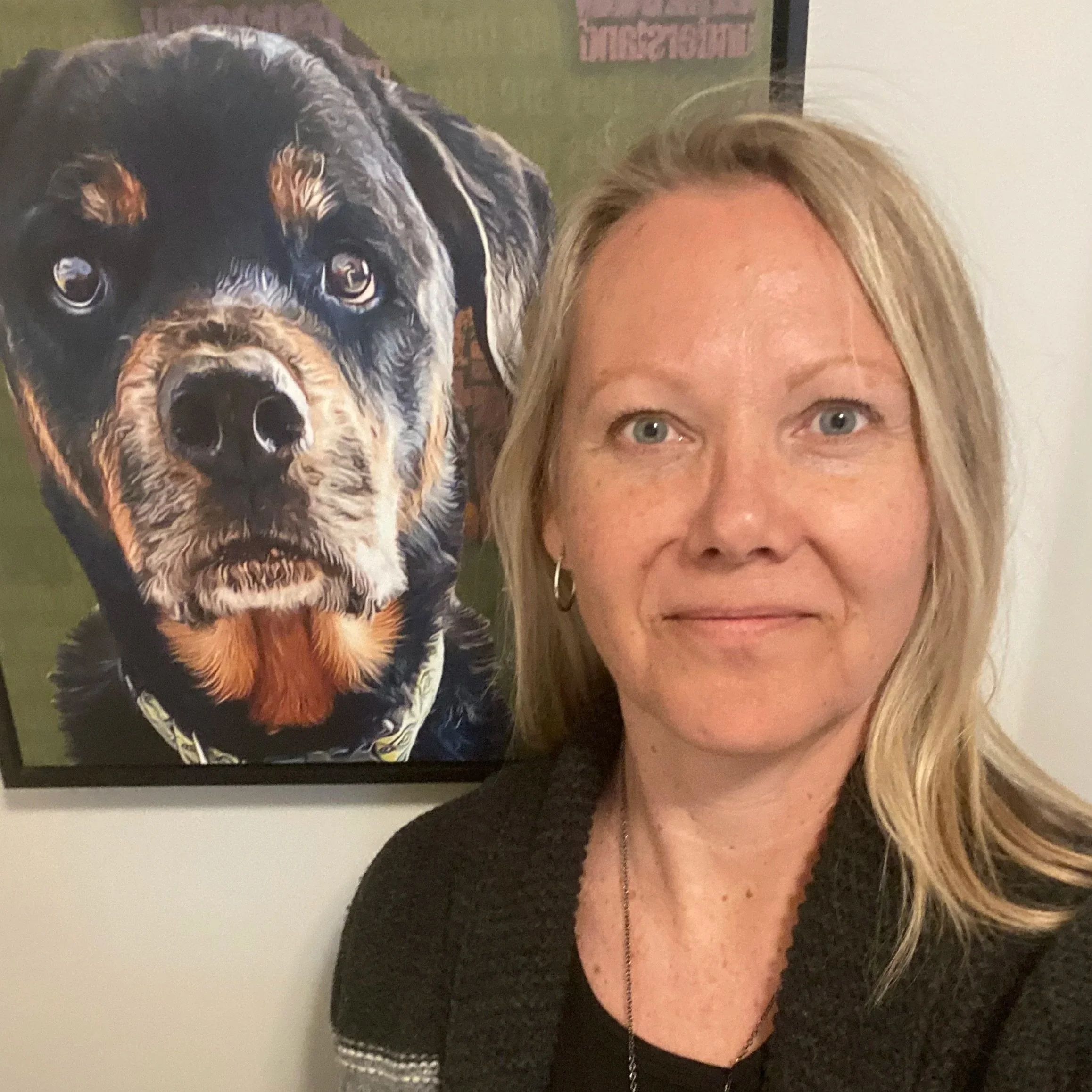 Hana standing in front of portrait of Bosphorus