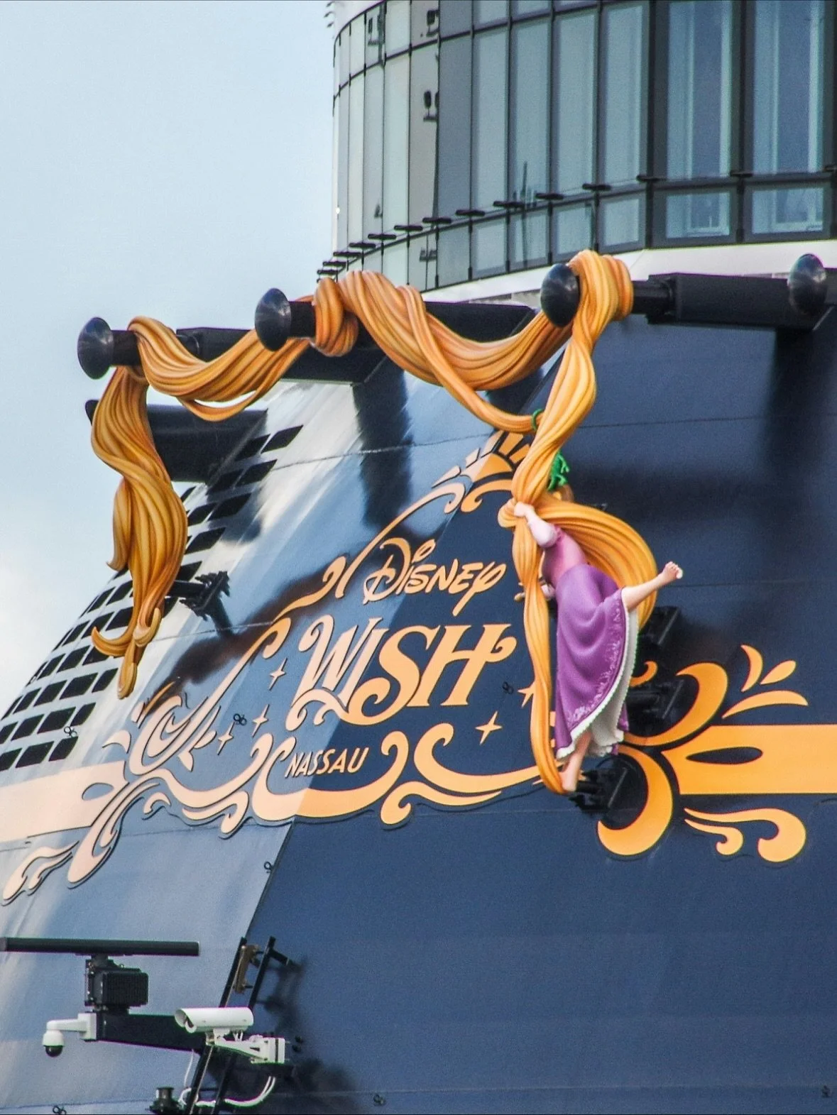 🌱✨ Disney is giving U.S. military families onboard credit on select 2026 Disney Cruises AND you can get an extra onboard credit from Travel Grown when you book with us.

In honor of the 250th anniversary of the United States, active and retired serv