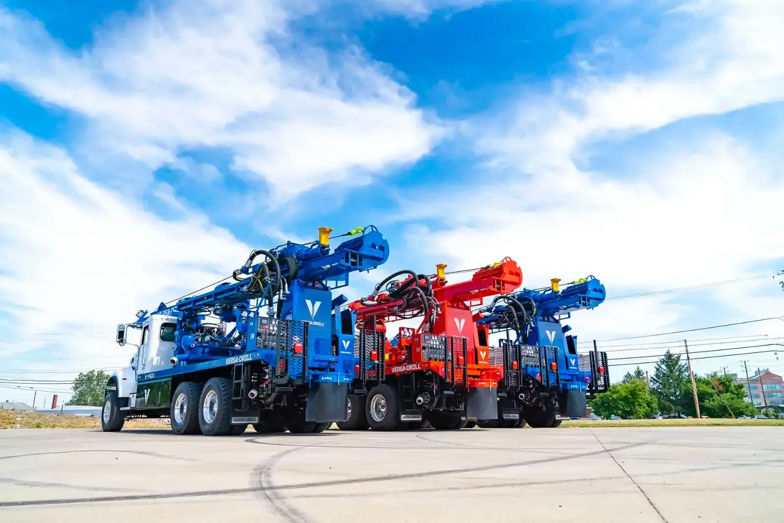 The V140X drilling rig incorporates safety measures to protect operators.