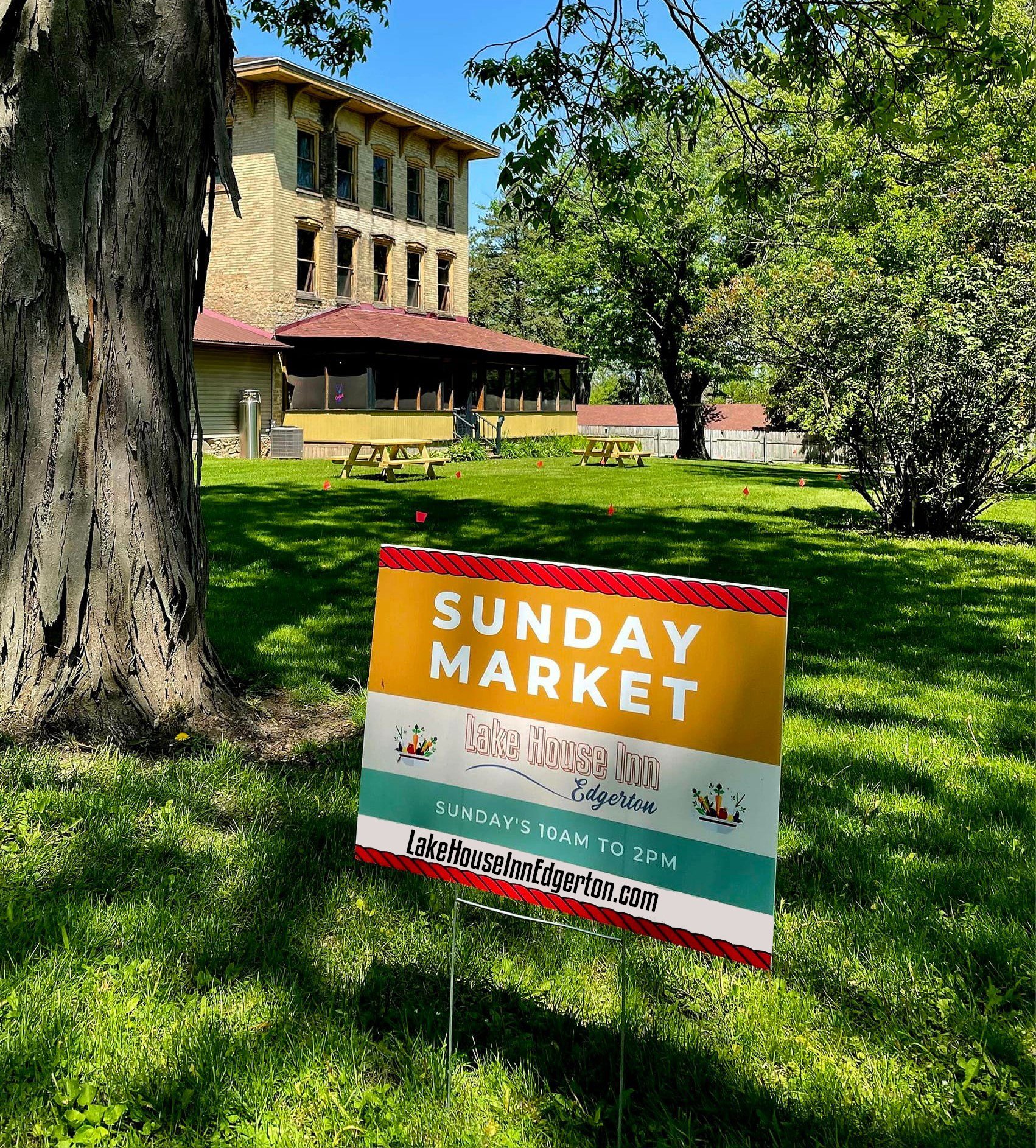 Sunday MarketEdited.jpg