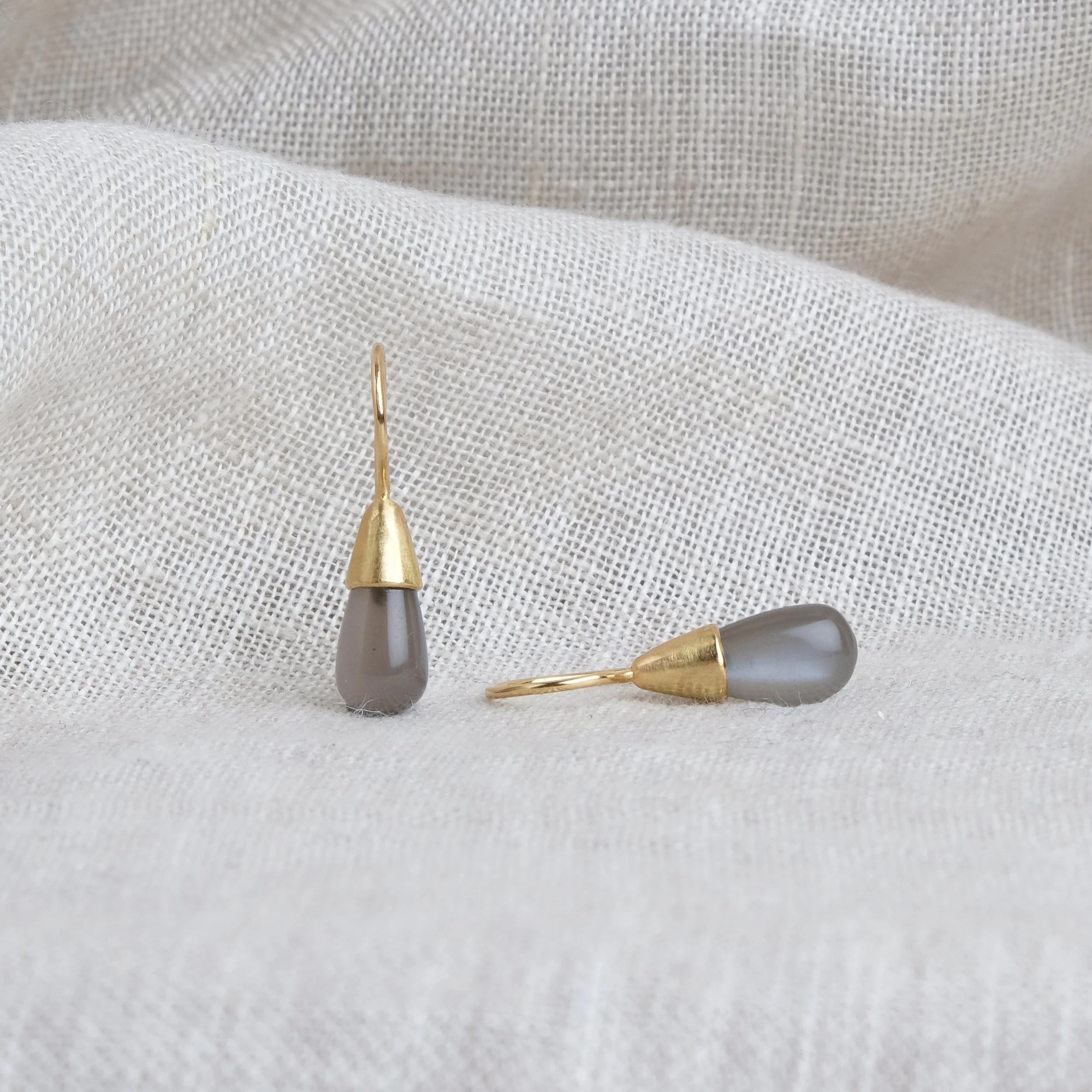 Mondstein Schmuck Bern Goldschmied.jpg
